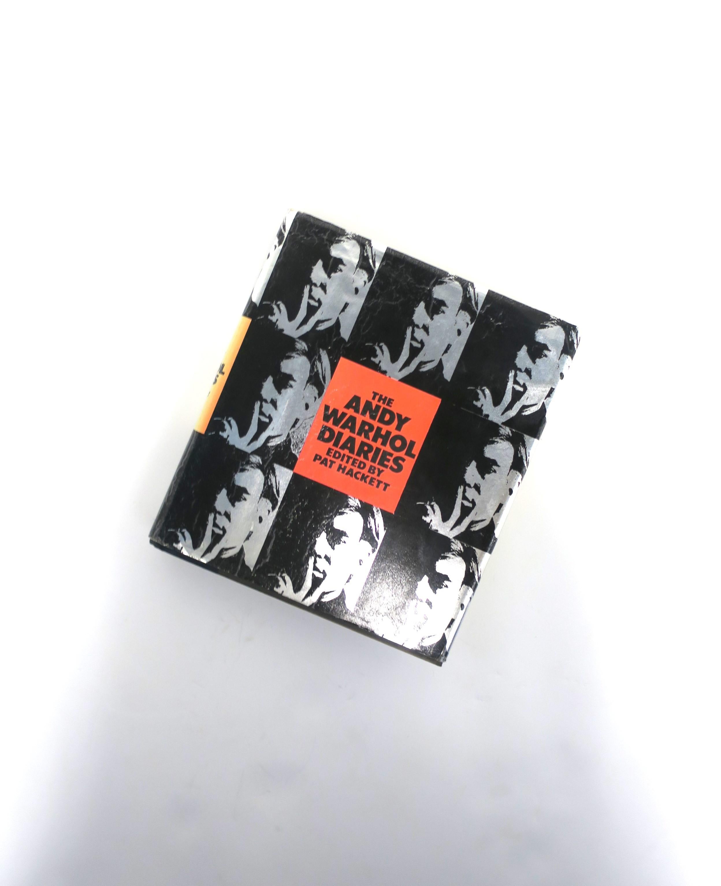 Postmoderne Andy Warhol Diaries, Livre de bibliothèque ou de table basse à couverture rigide, 1989 en vente