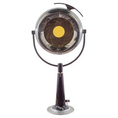 Lampada Aperture, lampada scultorea con Diafragma in rame