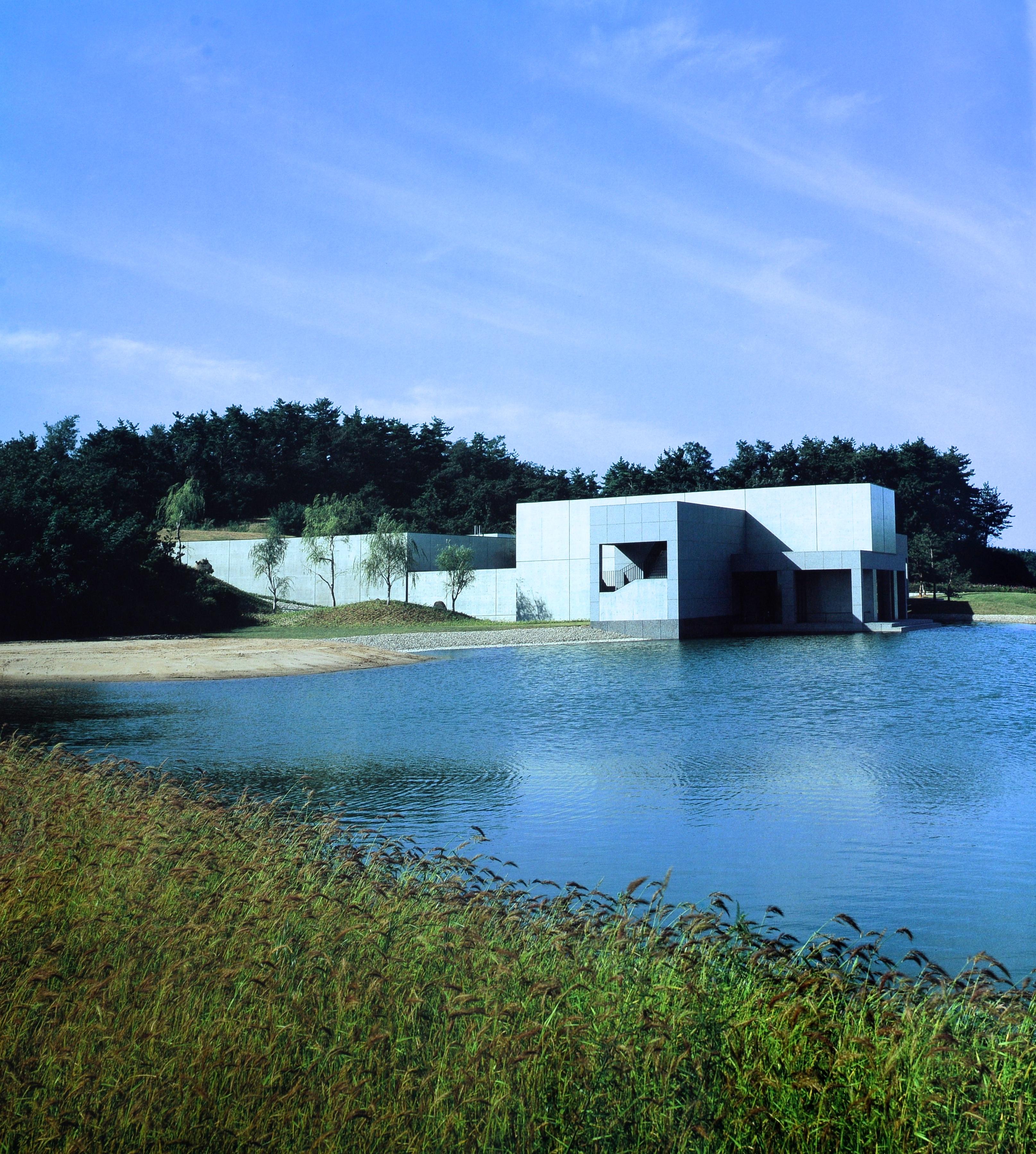 L'architettura di Yoshio Taniguchi, di Yoshio Taniguchi, 1a ed. in vendita 11