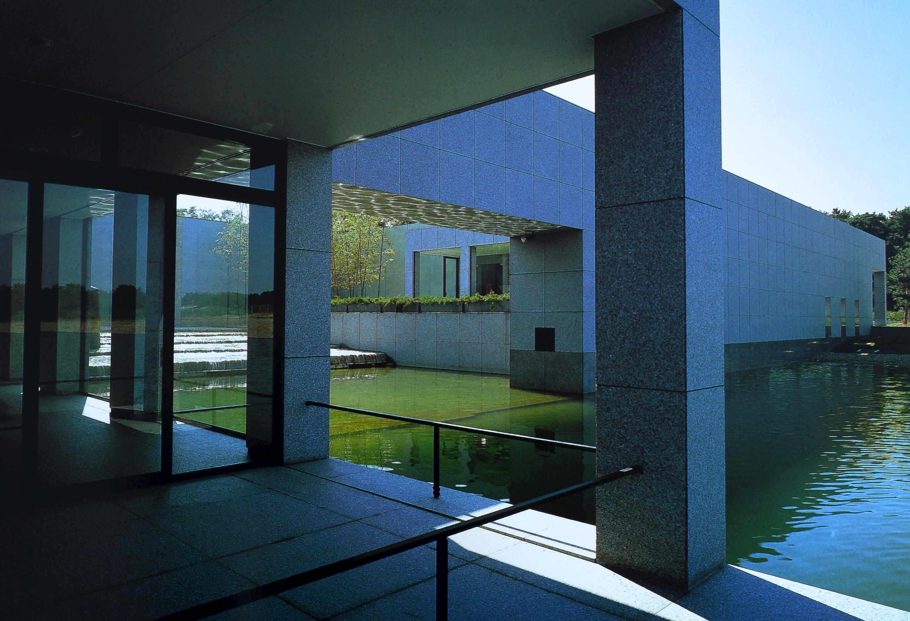 Giapponese L'architettura di Yoshio Taniguchi, di Yoshio Taniguchi, 1a ed. in vendita