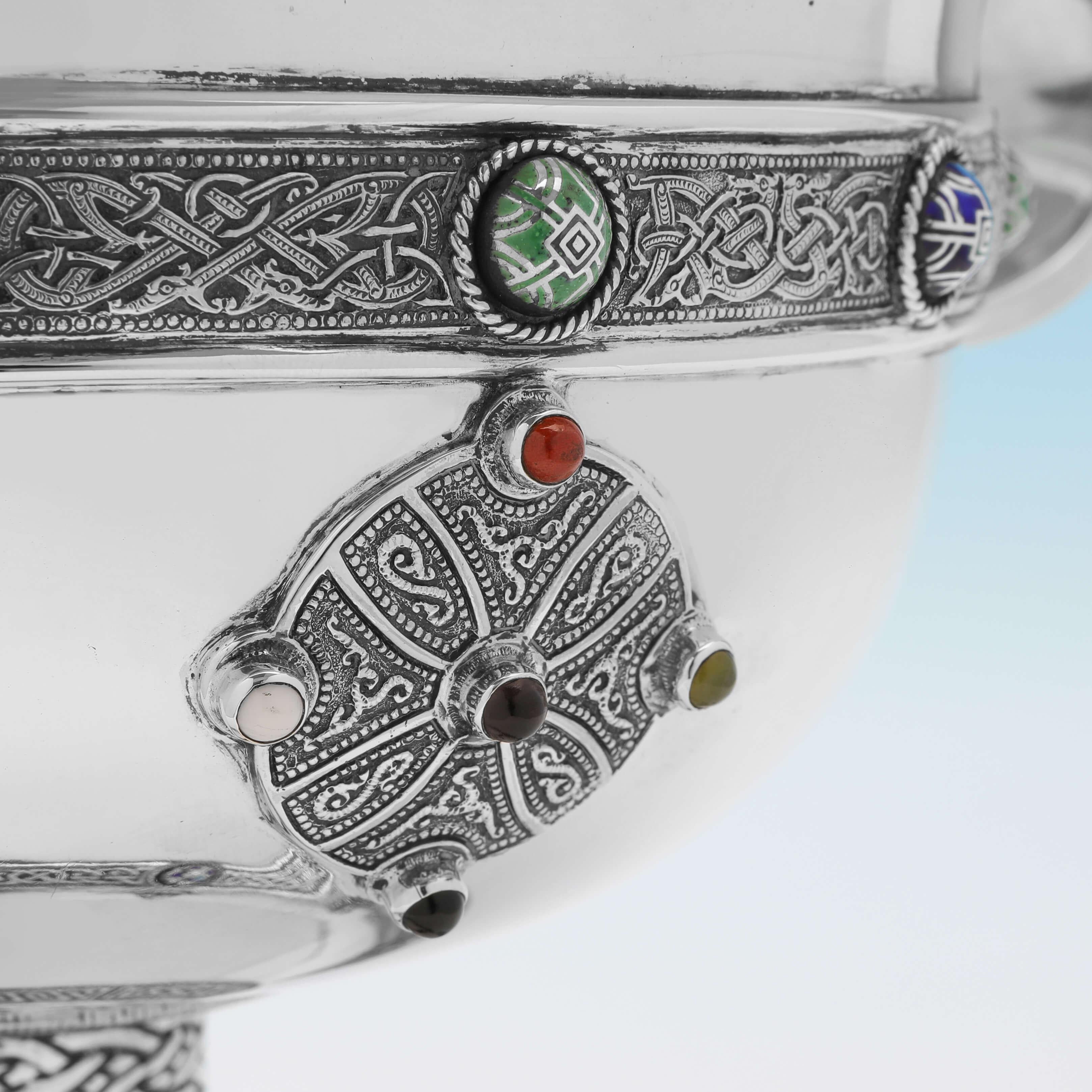 Ardagh Chalice, an Antique Sterling Silver and Enamel Replica Dublin 1914 In Good Condition For Sale In London, London