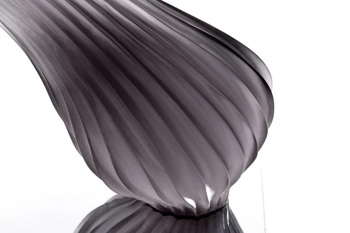 Scultura in resina nera di Karen Atta, modello contemporaneo in scala di The Arrangement. In condizioni Nuovo in vendita a New York, NY