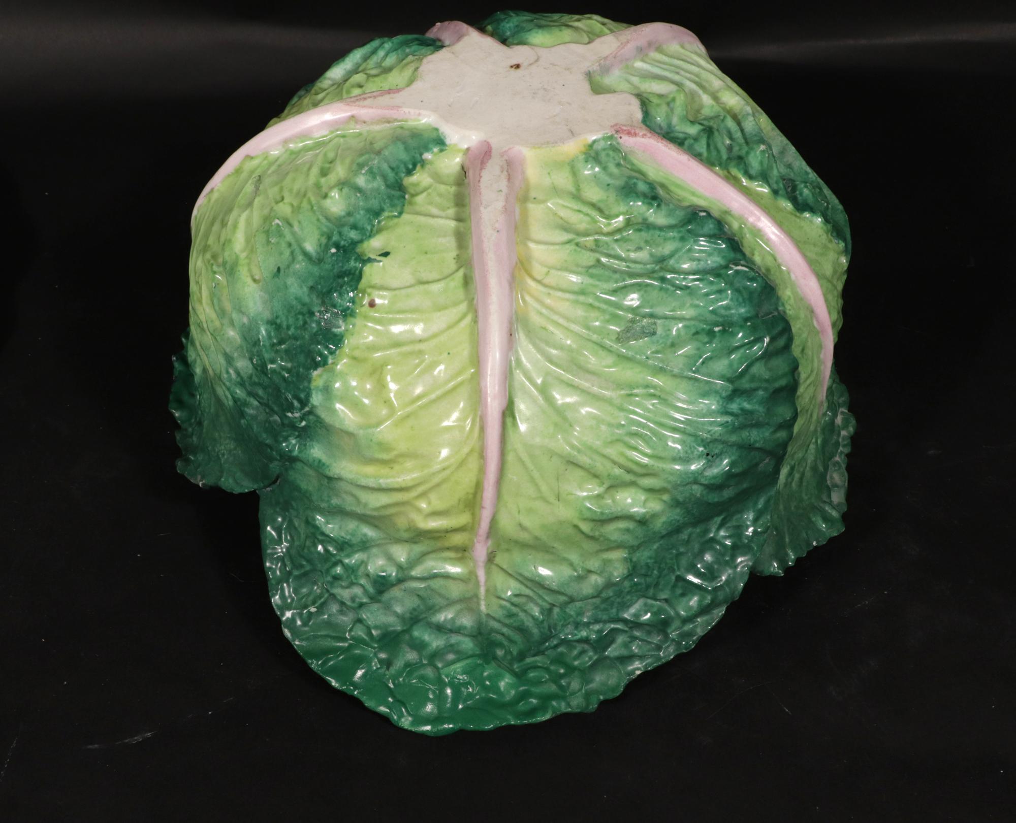 L'art du naturalisme : Soupière à choux et support en porcelaine de Jacob Petit en vente 13