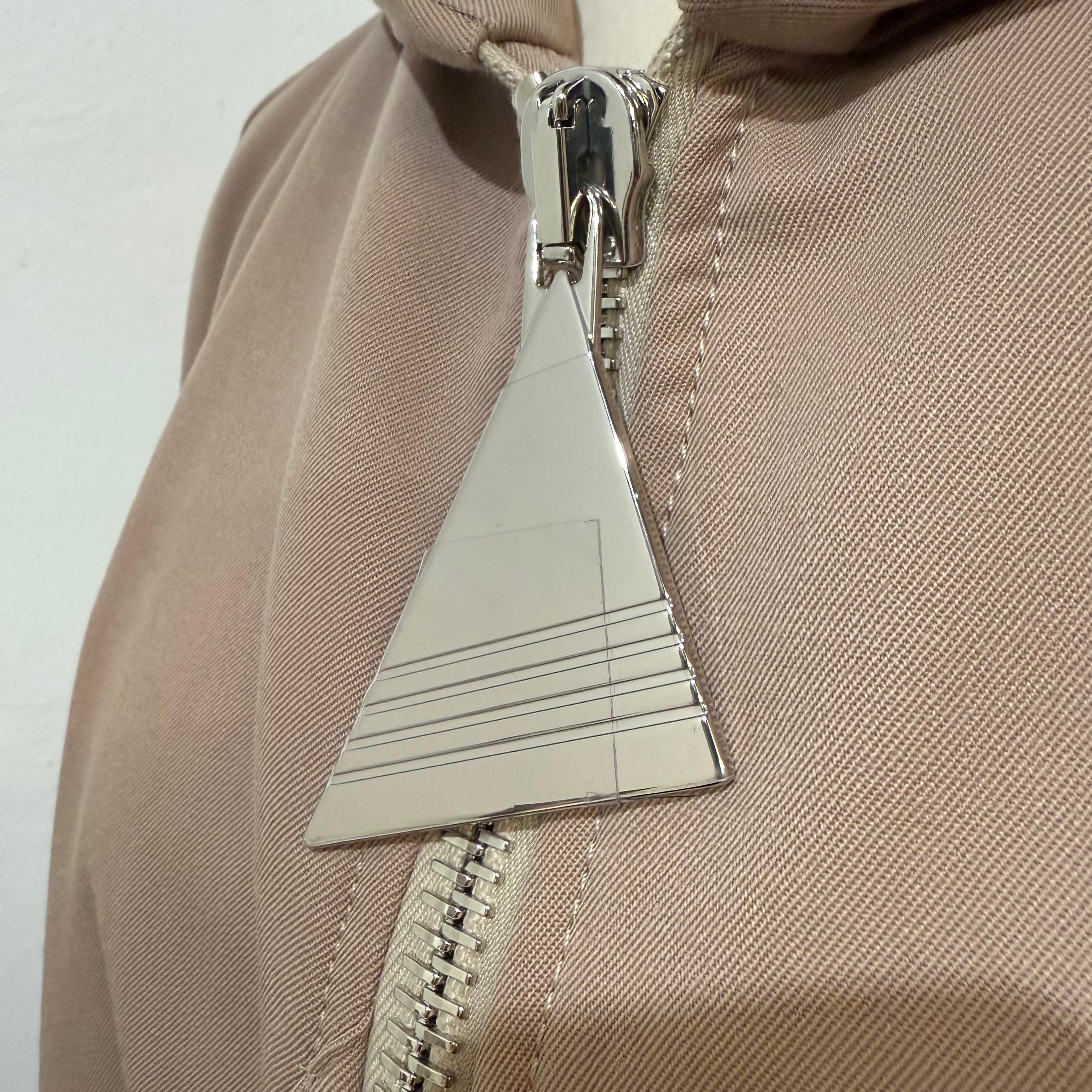 Die Attico Beige Wolle Bomberjacke Größe FR 36 / IT 40 im Angebot 1