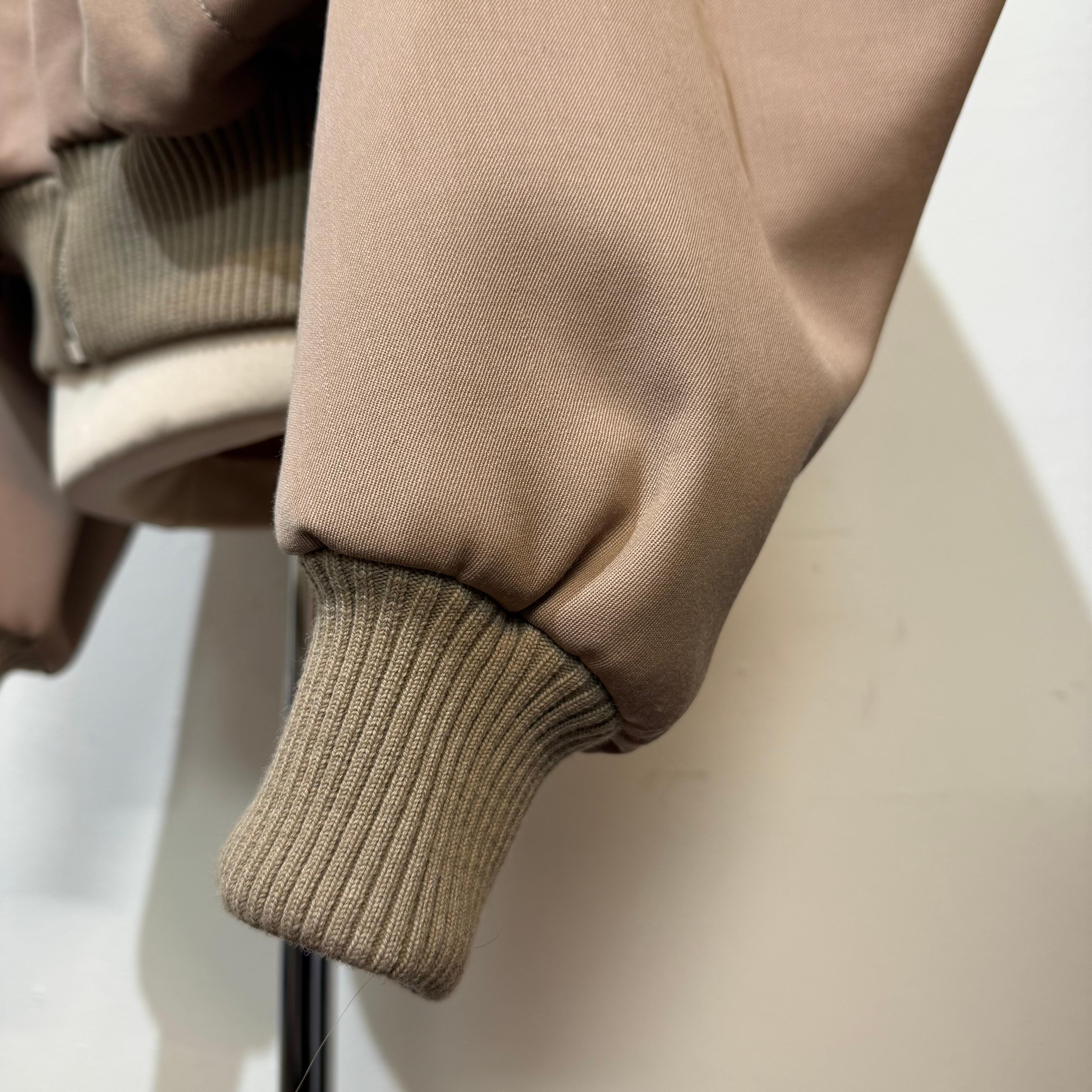 Die Attico Beige Wolle Bomberjacke Größe FR 36 / IT 40 im Angebot 3