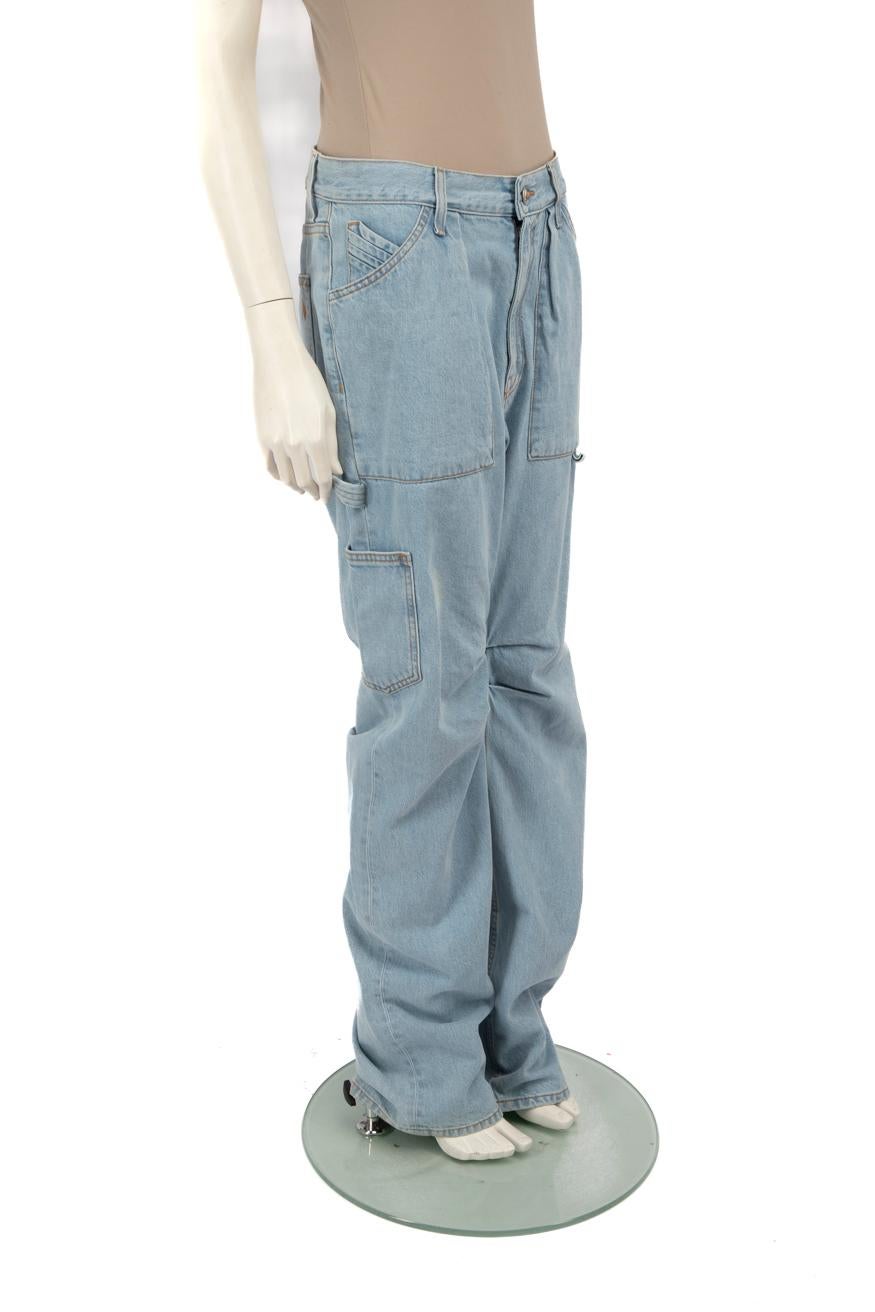 CONDITION is Good. Minor wear to the jeans is evident, both legs have discolouration on the hem. There is a mark on the front right leg on this used The Attico designer resale item.
  
  
  
  Details
  
  
  Blue
  
  Denim
  
  Jeans
  
  Straight