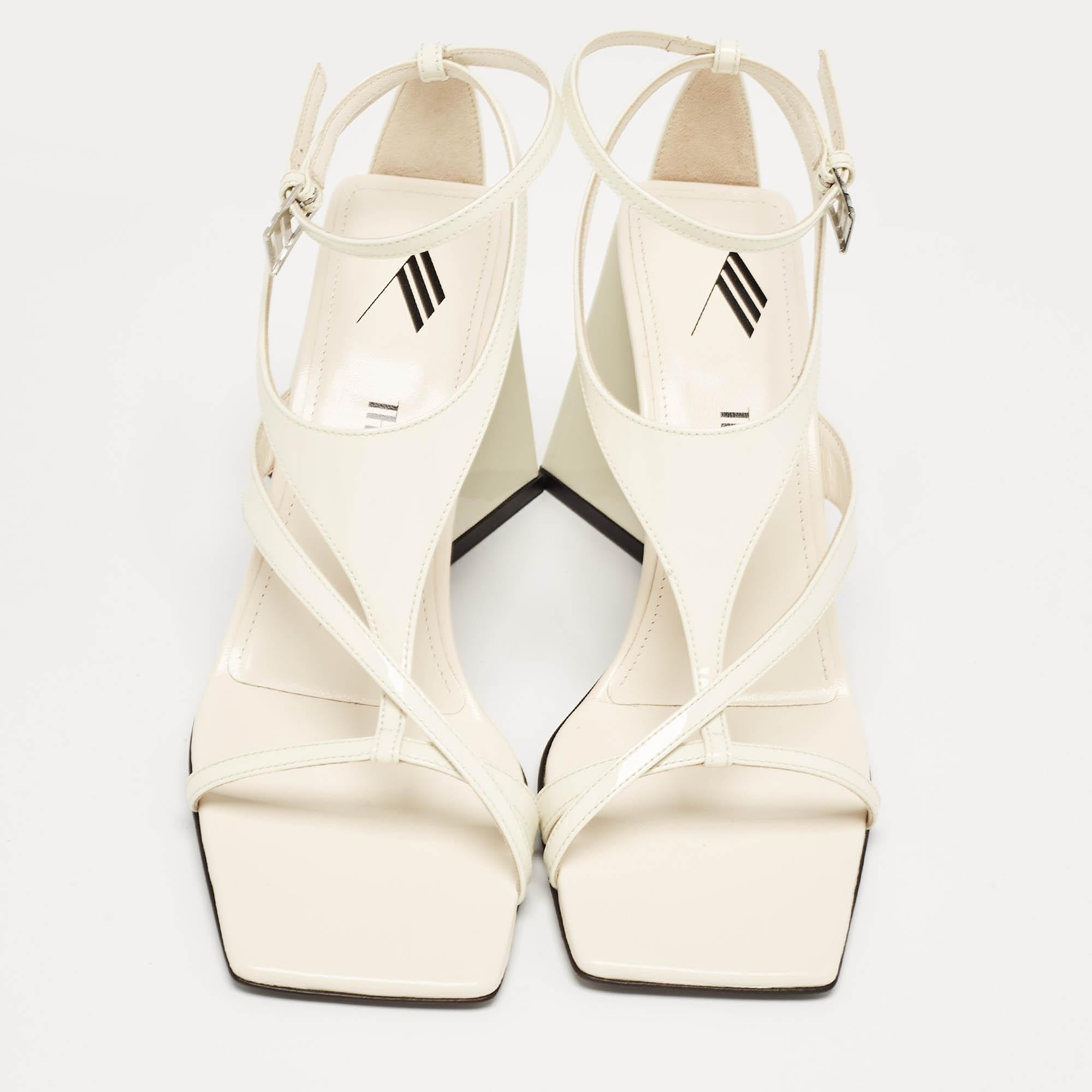 Beige The Attico Sandales Devon à lanières à la cheville, couleur crème, taille 38,5 en vente