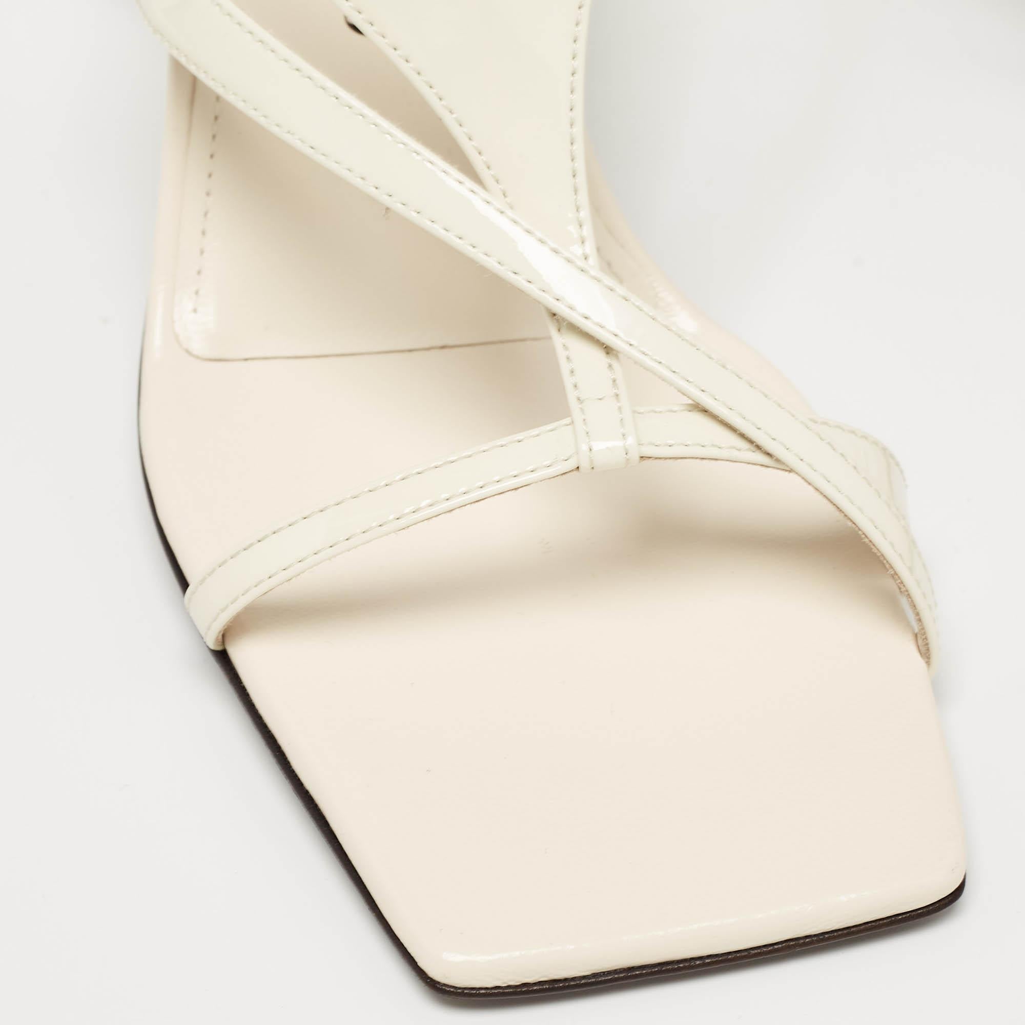 The Attico Sandales Devon à lanières à la cheville, couleur crème, taille 38,5 en vente 2