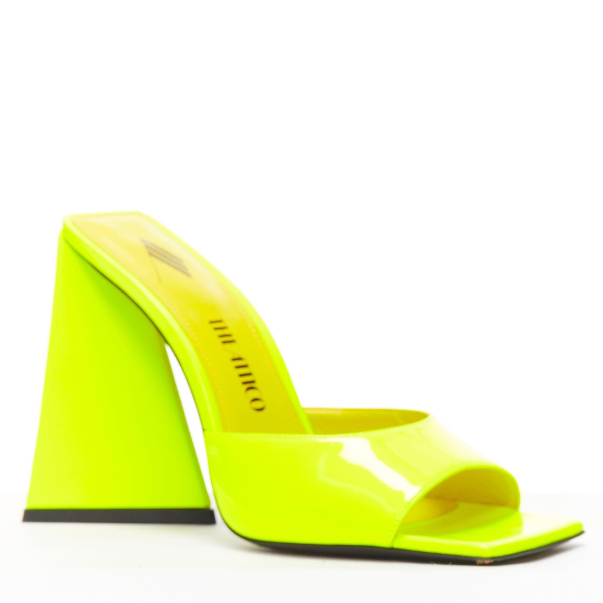 THE ATTICO Devon neon yellow leather open square toe mules heels EU37.5
Reference: LNKO/A02298
Brand: The Attico
Model: Devon
Material: Leather
Color: Neon Yellow
Pattern: Solid
Closure: Slip On
Lining: Yellow Leather
Extra Details: Architectural