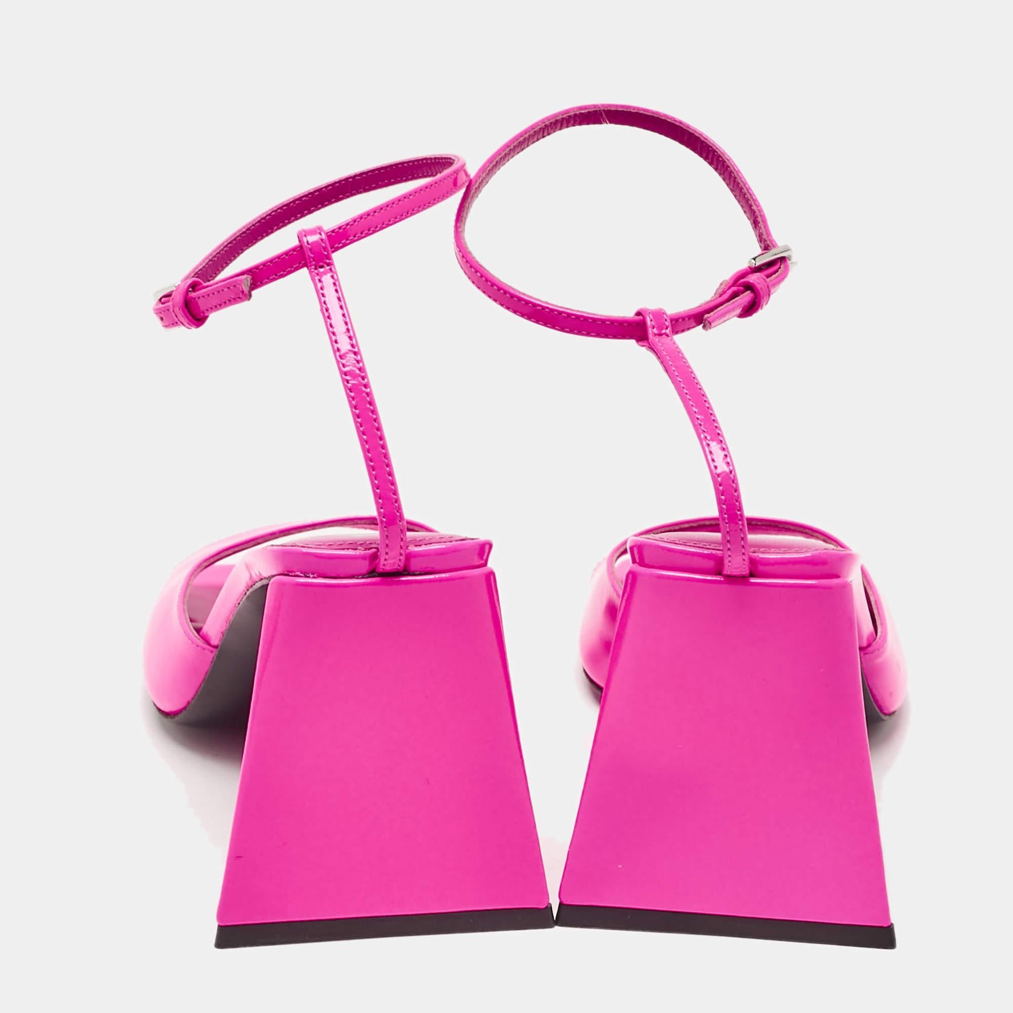 The Attico Sandales à lanières à la cheville en cuir rose, taille 40 Pour femmes en vente