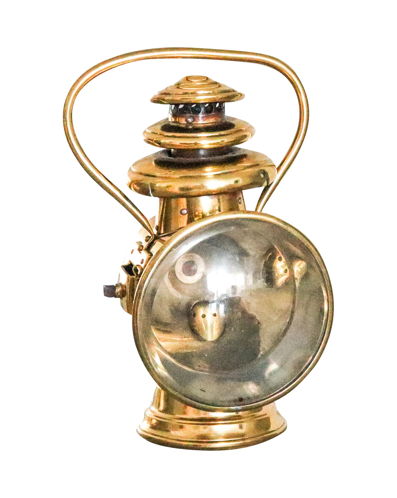 The Badger Brass Mfg. Solar Kerosene Automobillampe aus poliertem Messing, Co. 1903 (amerikanisch) im Angebot