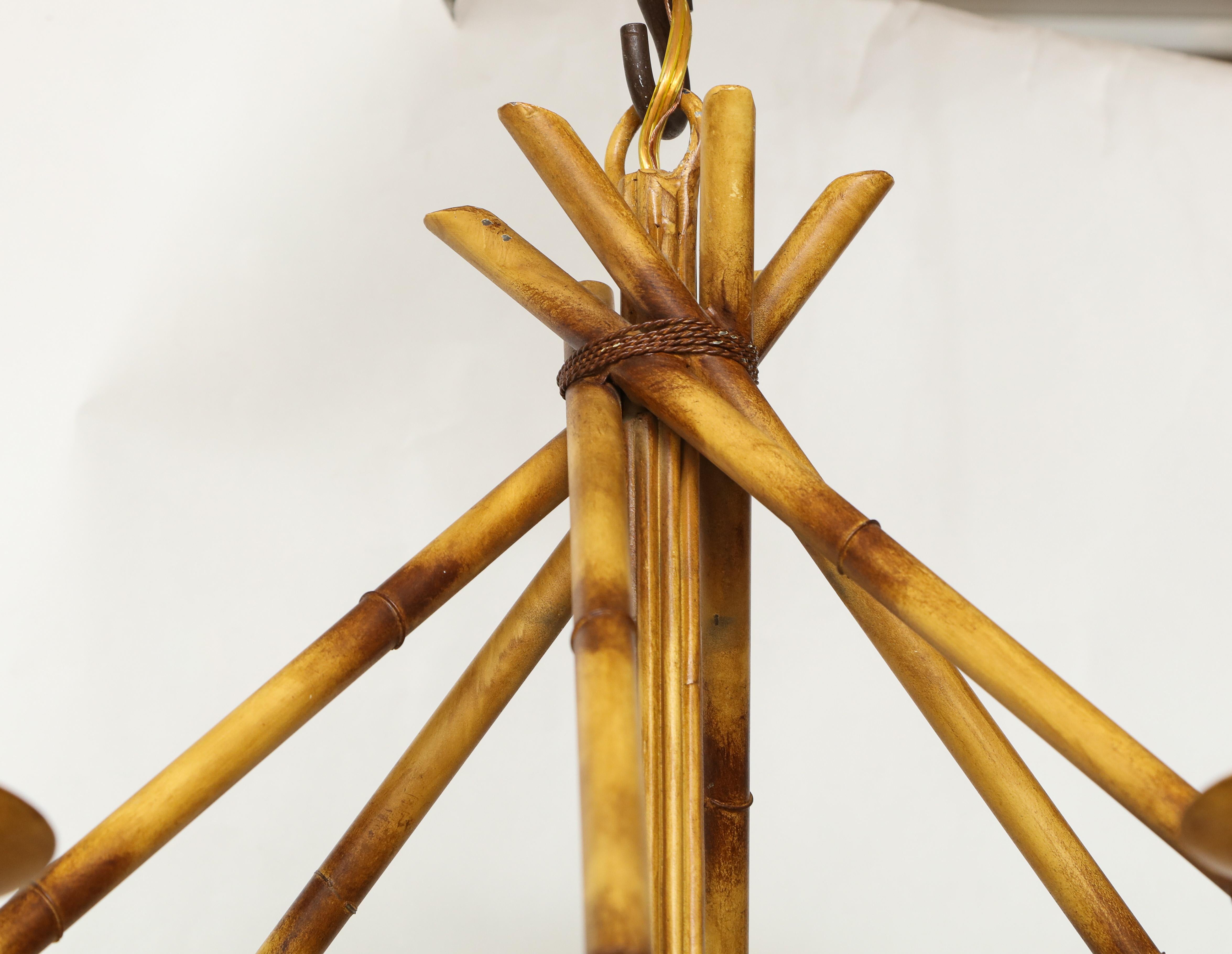 Lustre Brûlé en bambou de David Duncan:: Lustre à douze lumières Neuf - En vente à New York, NY