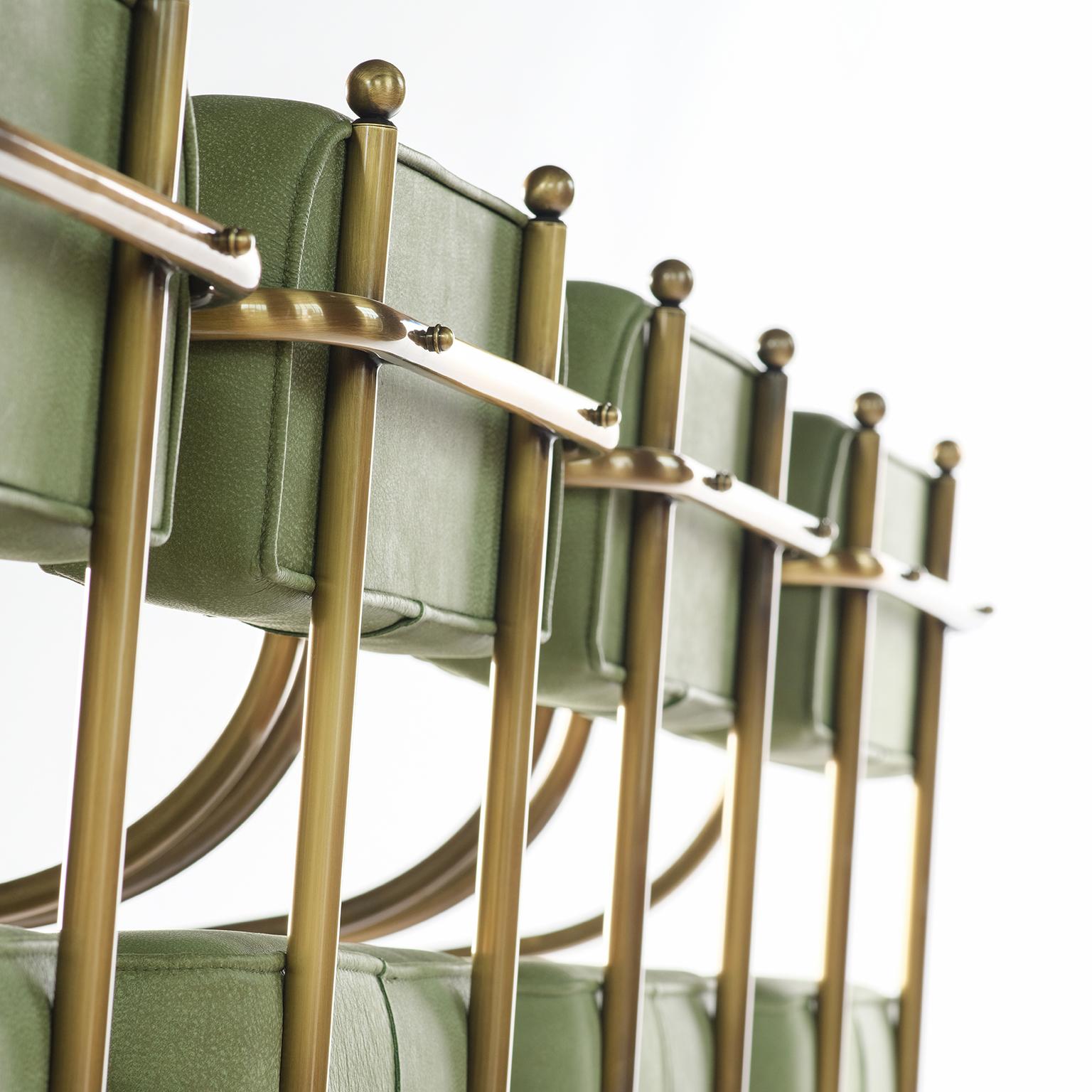 tabouret de bar en cuir capitonné et cadre bronzé du 21e siècle:: la chaise de bar en vente 6