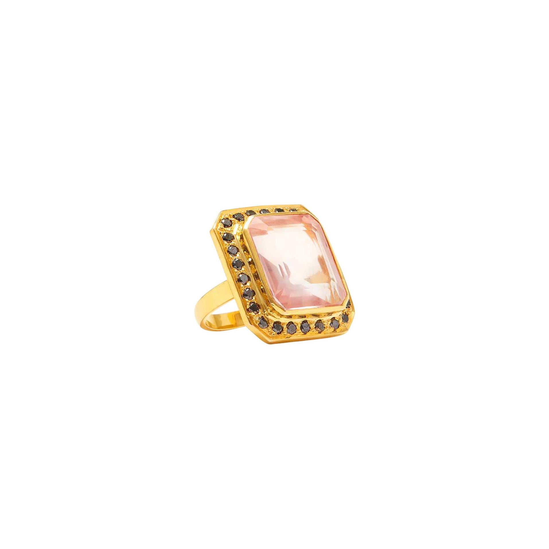 Ring aus 18 Karat Gold mit schwarzem Rosenquarz und schwarzem Diamant im Angebot