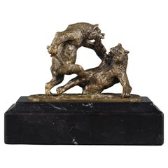 "The Bear Fight" Patinated Bronze Sculpture, Signed Fratin, France, Circa 1850