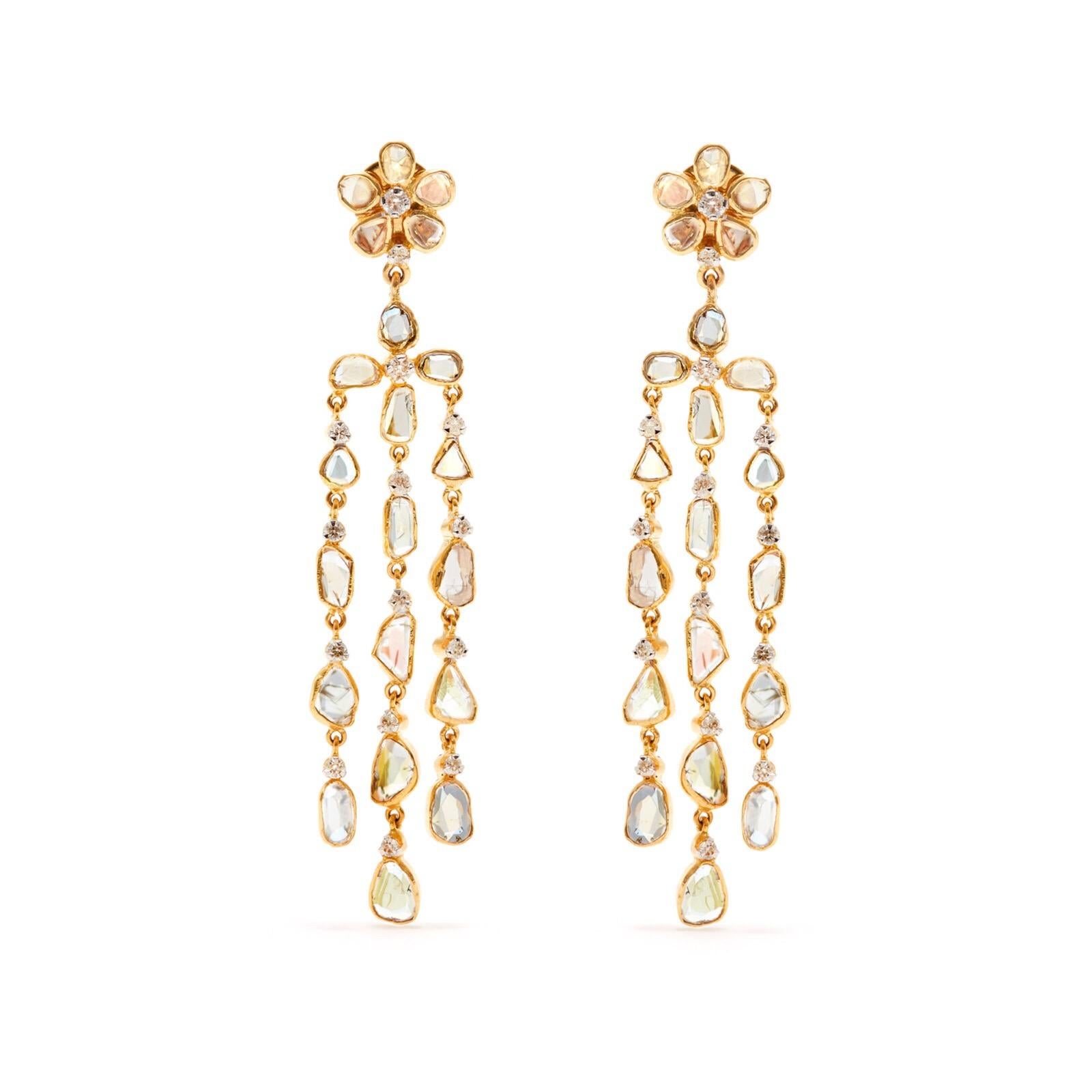 Diamant-Kronleuchter-Ohrringe aus 18 Karat Gold  im Zustand „Neu“ im Angebot in Los Angeles, CA