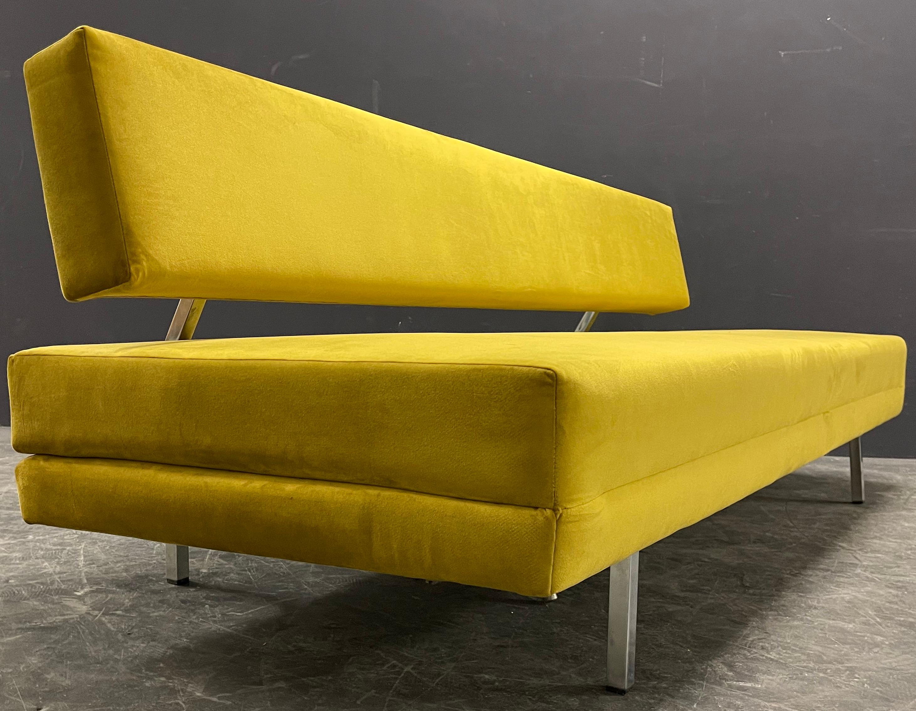 Mid-20th Century Best Mid-Century Daybed, That Converts to a 2 Person Bed