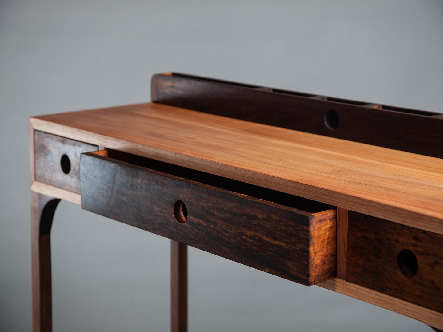 The Bi Writing Desk. Handcrafted from solid jequitibá and imbuia wood. For Sale 1