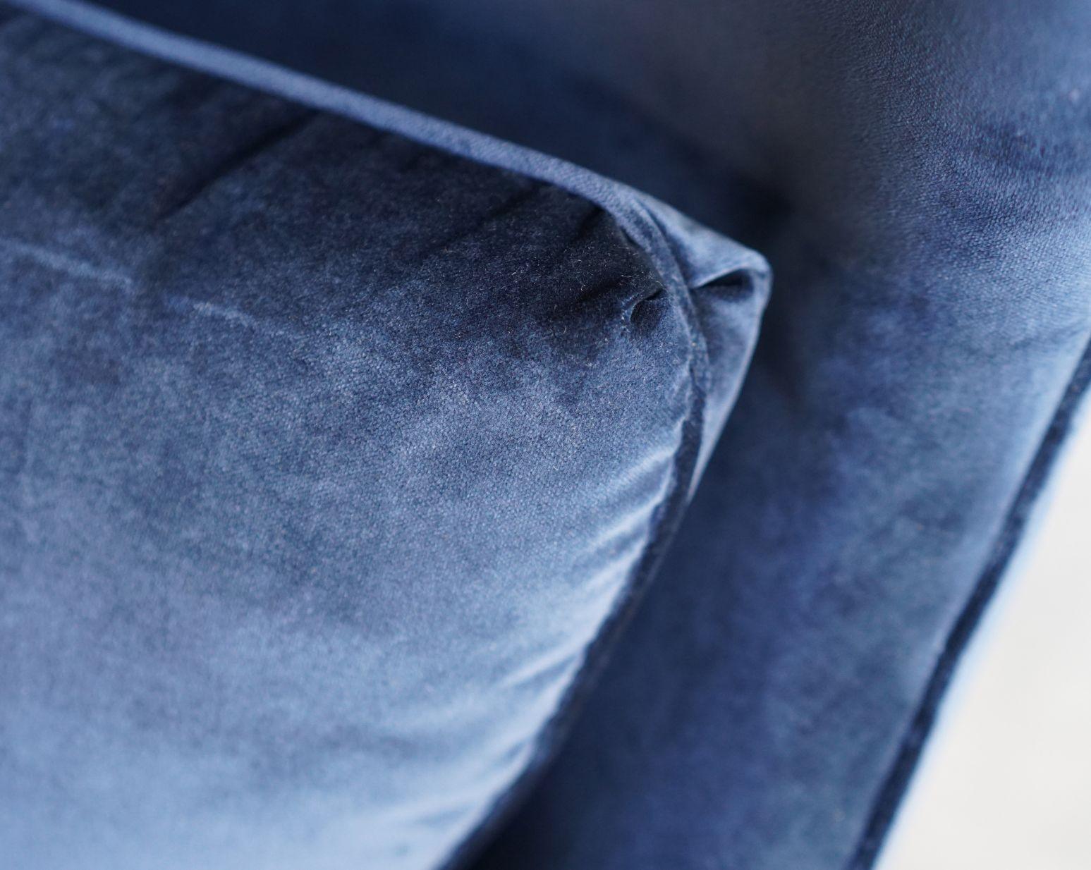 The Big Chair and Ottoman by Jens Risom in Navy Blue Velvet, C. 1950s en vente 2