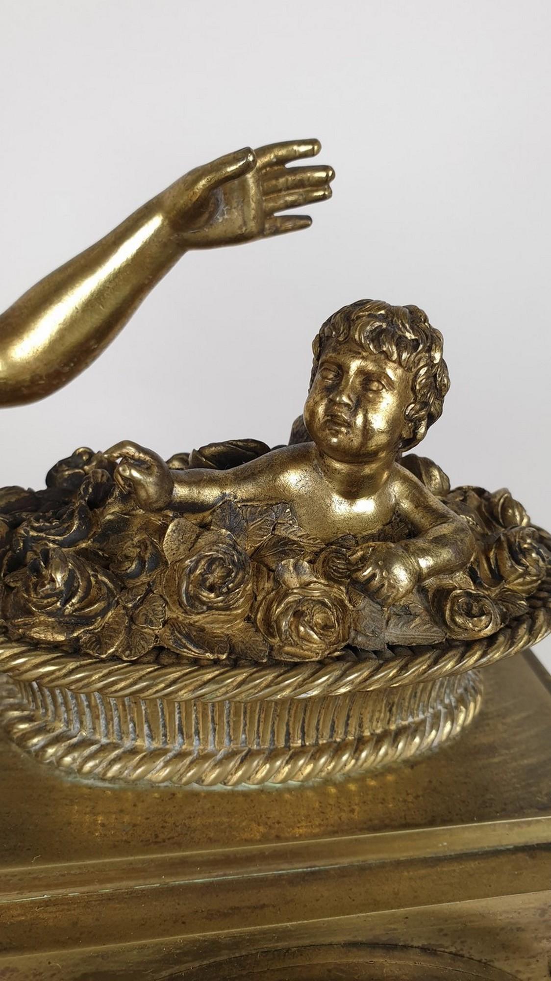 Bronzeuhr „The Birth Of The King of Rome“, XIX. Jahrhundert im Zustand „Gut“ im Angebot in MARSEILLE, FR