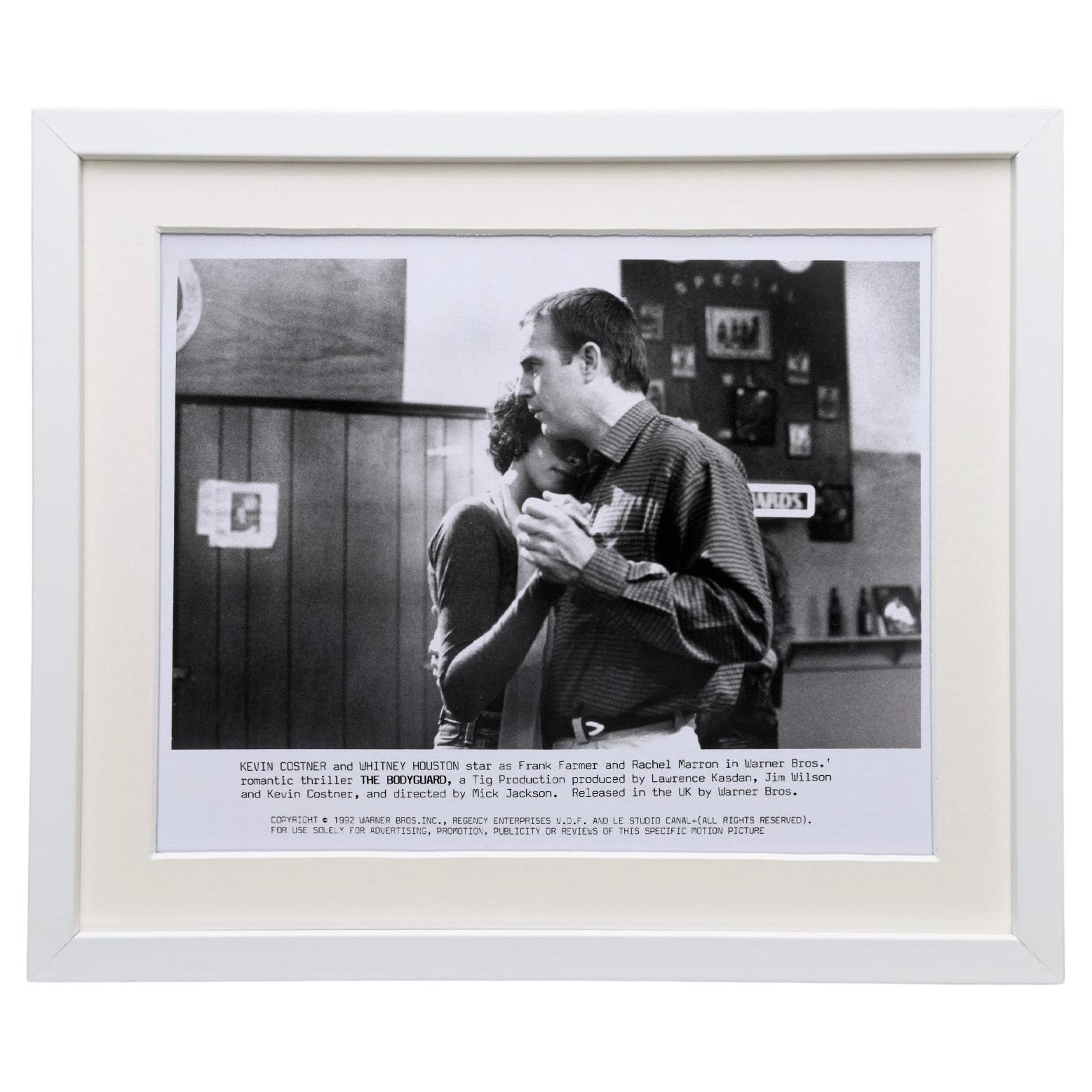 The Bodyguard 1992 Publicity Film Movie Press Still Framed Excellent état - En vente à Bath, Somerset