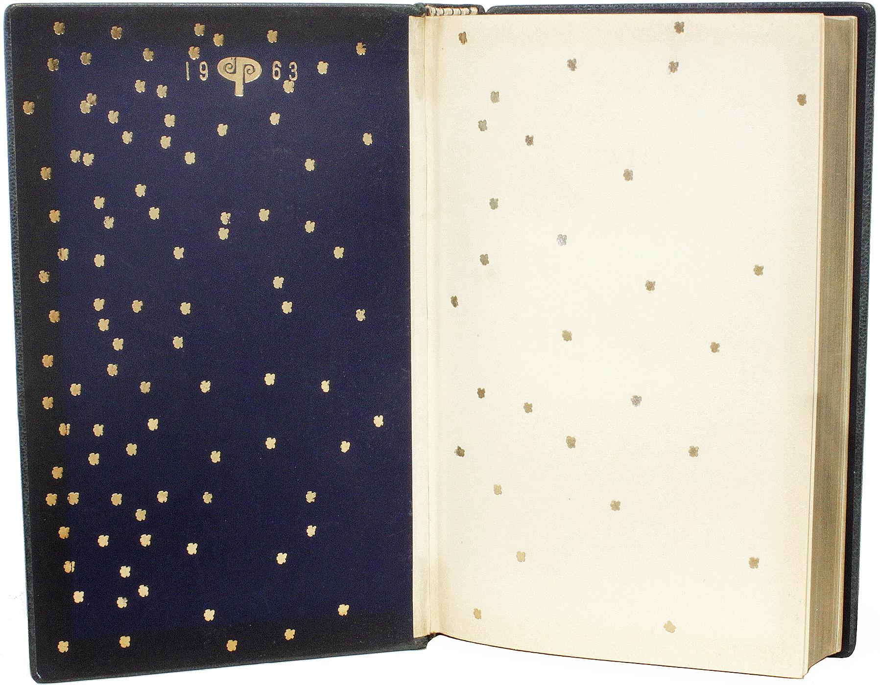 The Book Of Common Prayer - 1960 - IN A SCARCE EARLY BINDING BY PHILIP SMITH ! In Good Condition For Sale In Hillsborough, NJ