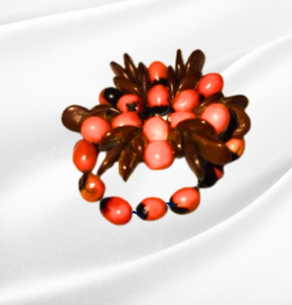 The Botanique Scarlet Bloom Bracelet and Ring Set In New Condition For Sale In Oxford, MD