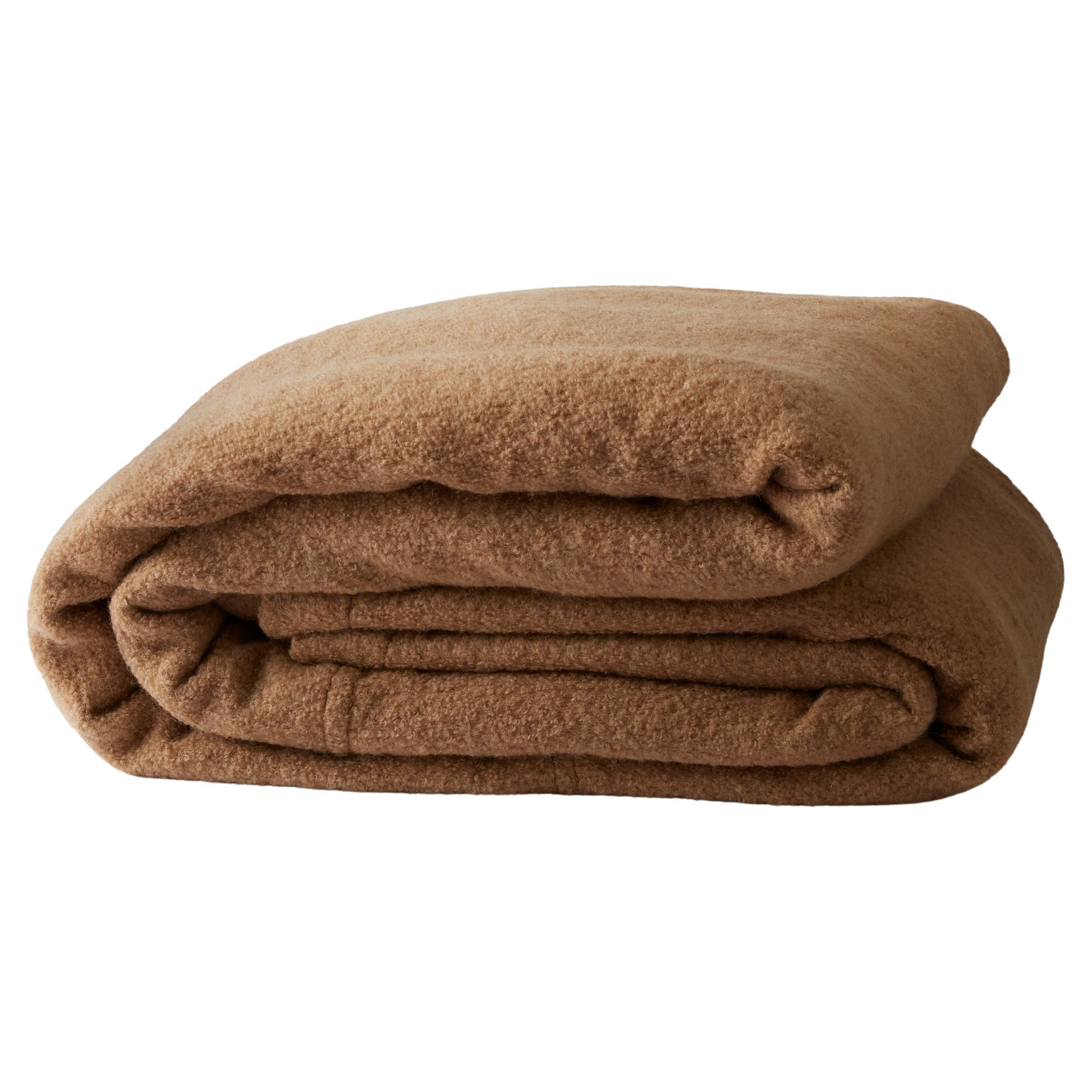 Il copriletto Bouclé King/Cal King Camel