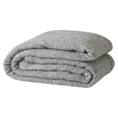 The Bouclé Bedcover King/Cal King Gray