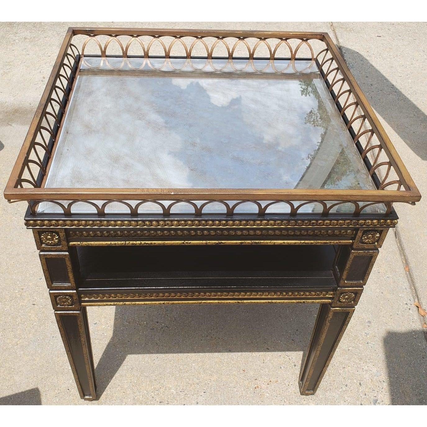 Bradburn Vintage Neoclassical Giltwood Frame and Metal Ring Top with In Good Condition For Sale In Germantown, MD