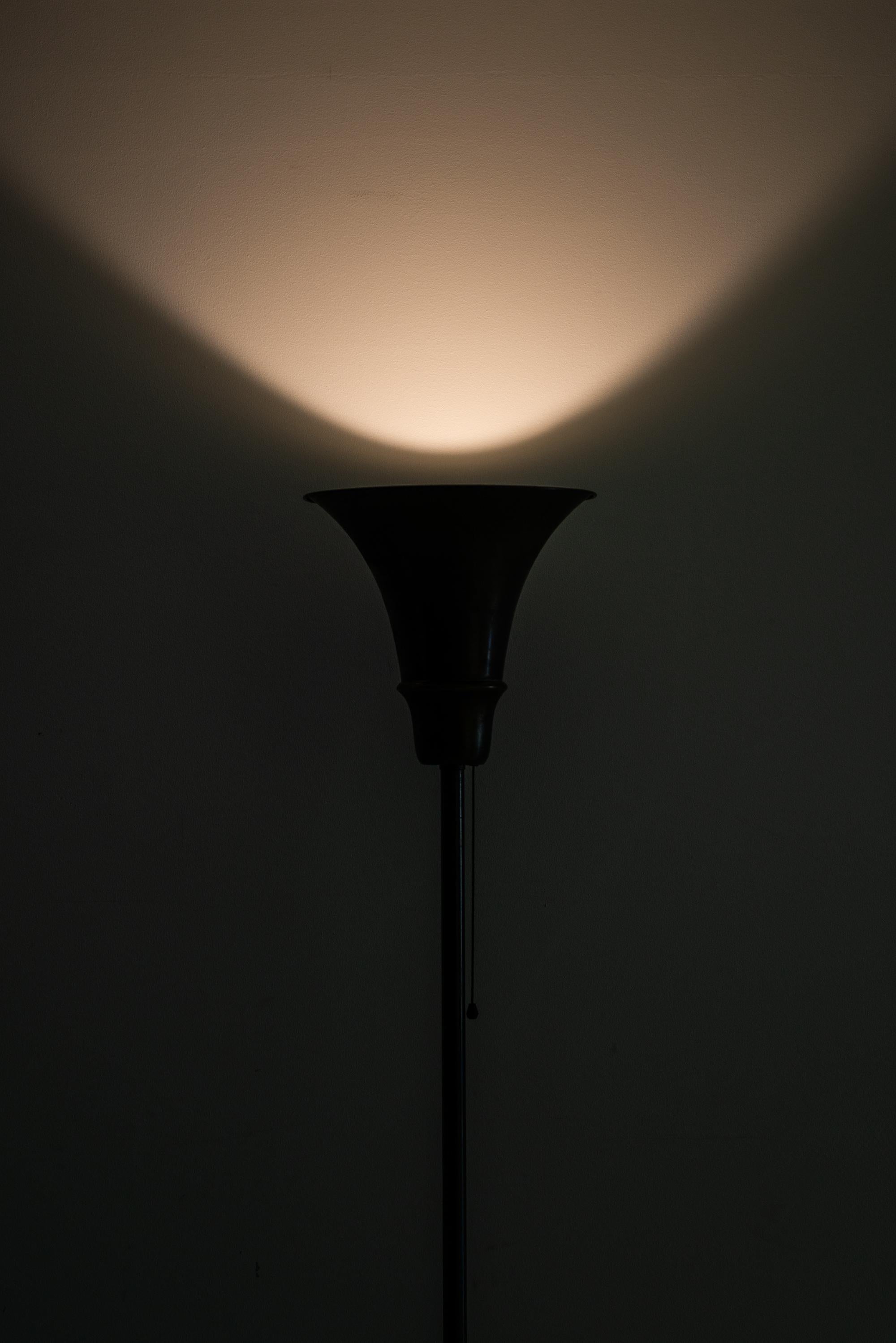 'The Bride Lamp' Floor Lamp Produced by Louis Poulsen in Denmark In Good Condition In Limhamn, Skåne län
