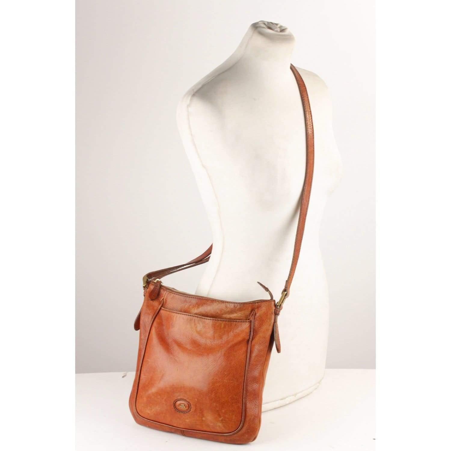 the bridge messenger bag