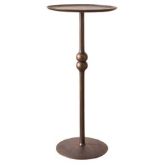 Der „Brokkr“ Martini-Tisch aus Bronze – gedrechselt