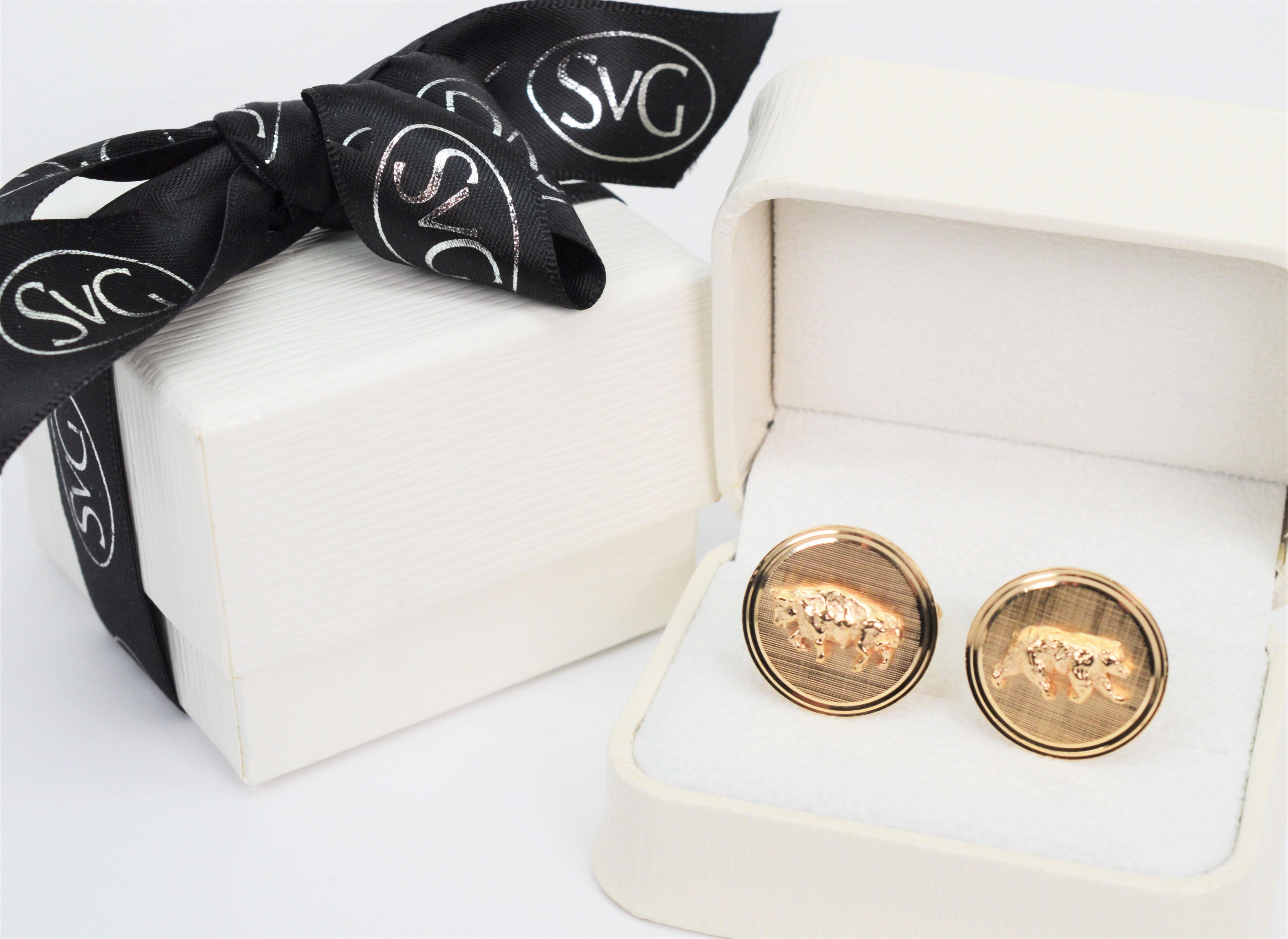 Bull and Bear 14 Karat Yellow Gold Cuff Links For Sale 1