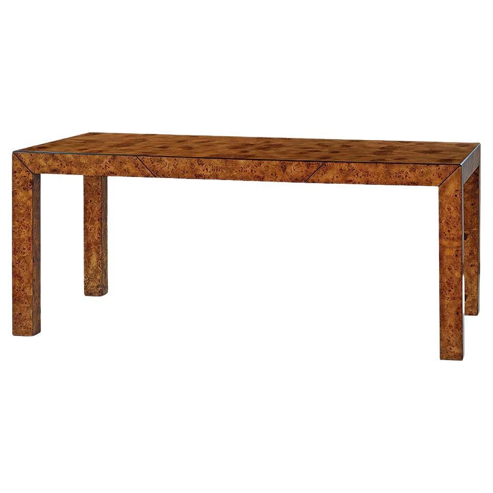 Mid-Century Modern The Burl Wood Parson Desk (Bureau de travail en bois de ronce) en vente
