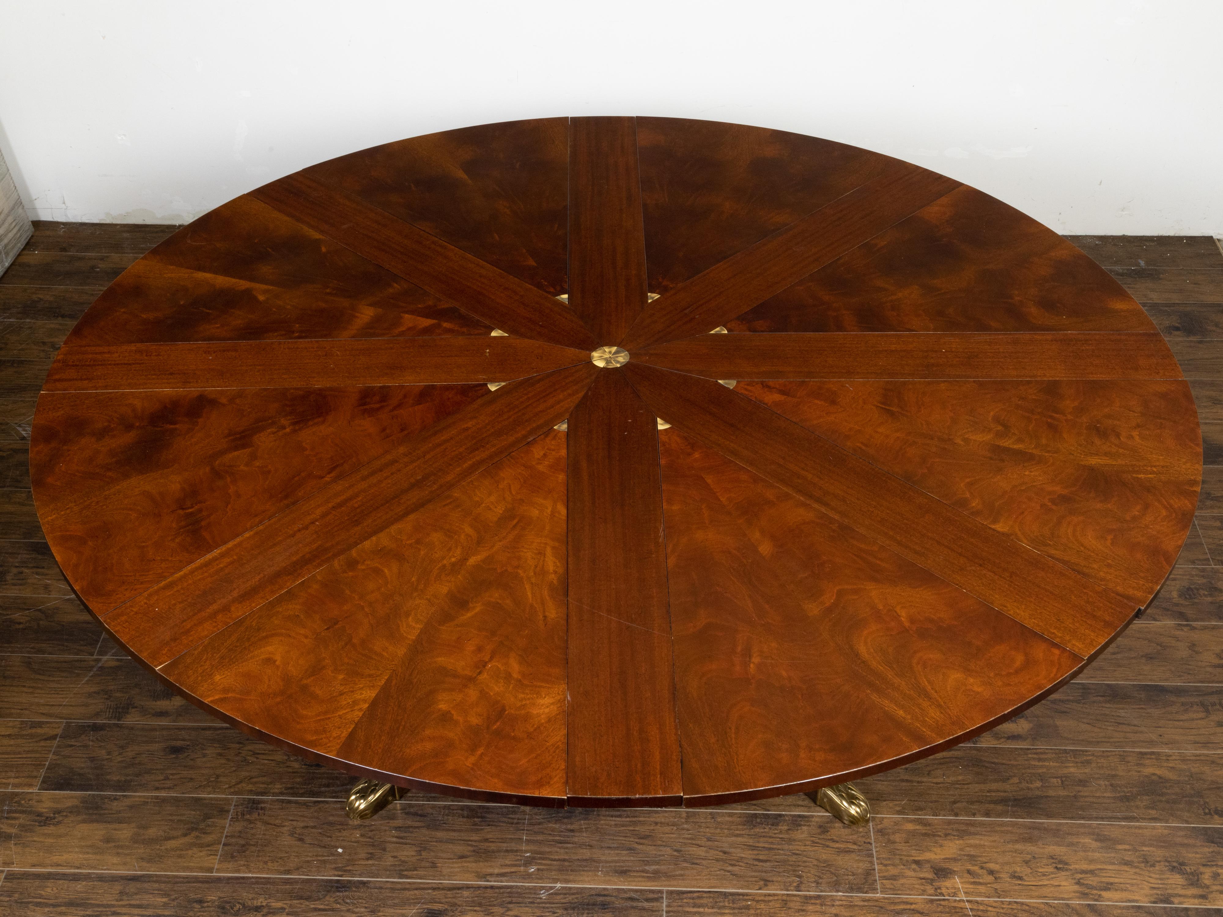 The Capstan, Baker Furniture Vintage Mahogany Dining Table with Extending Top In Good Condition In Atlanta, GA
