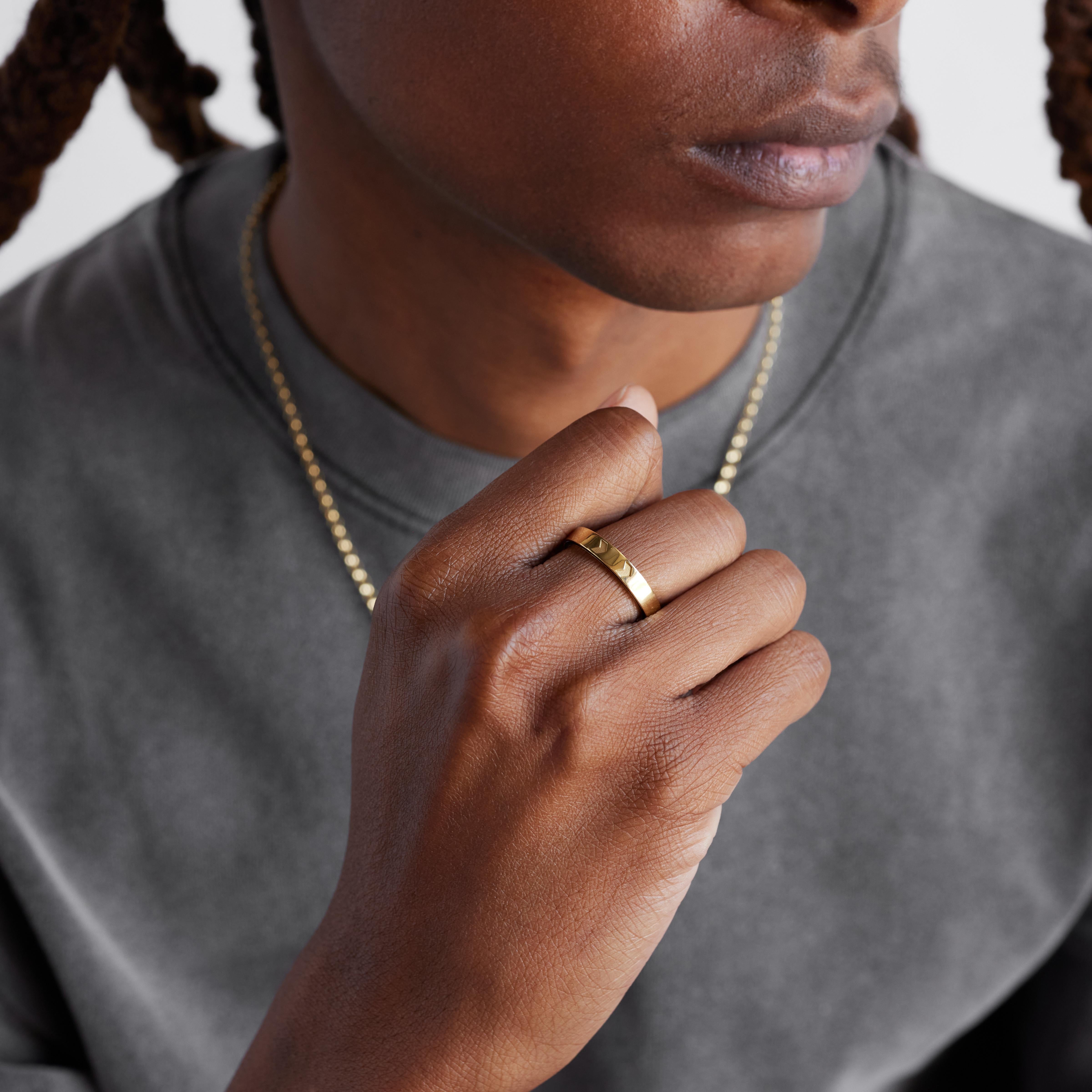 An 18k Solid Yellow Gold Ring with Black Enamel Piping 2