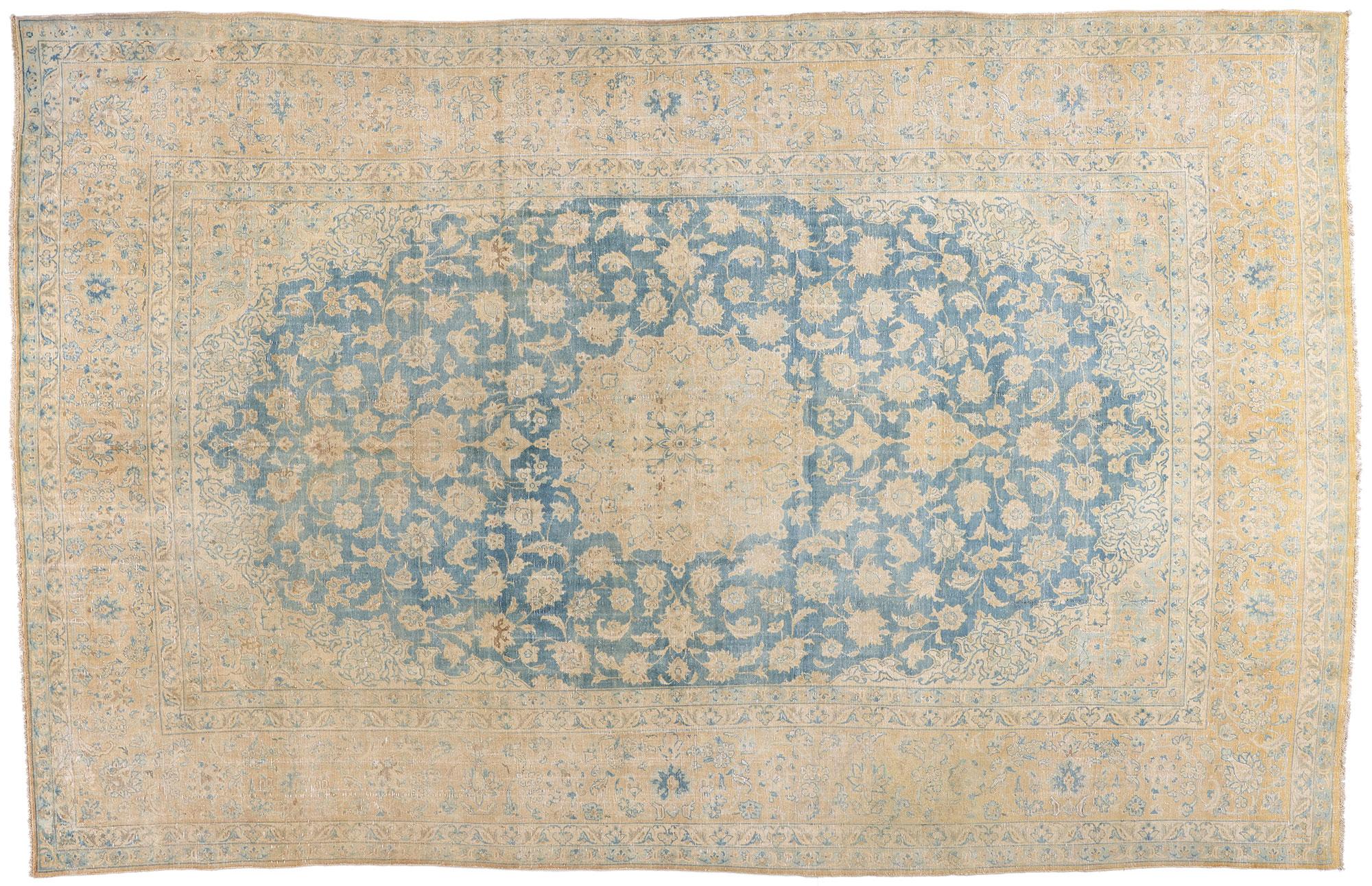 The Celestial Azure Bloom: A Persian Najafabad Masterpiece of Timeless Elegance For Sale 4