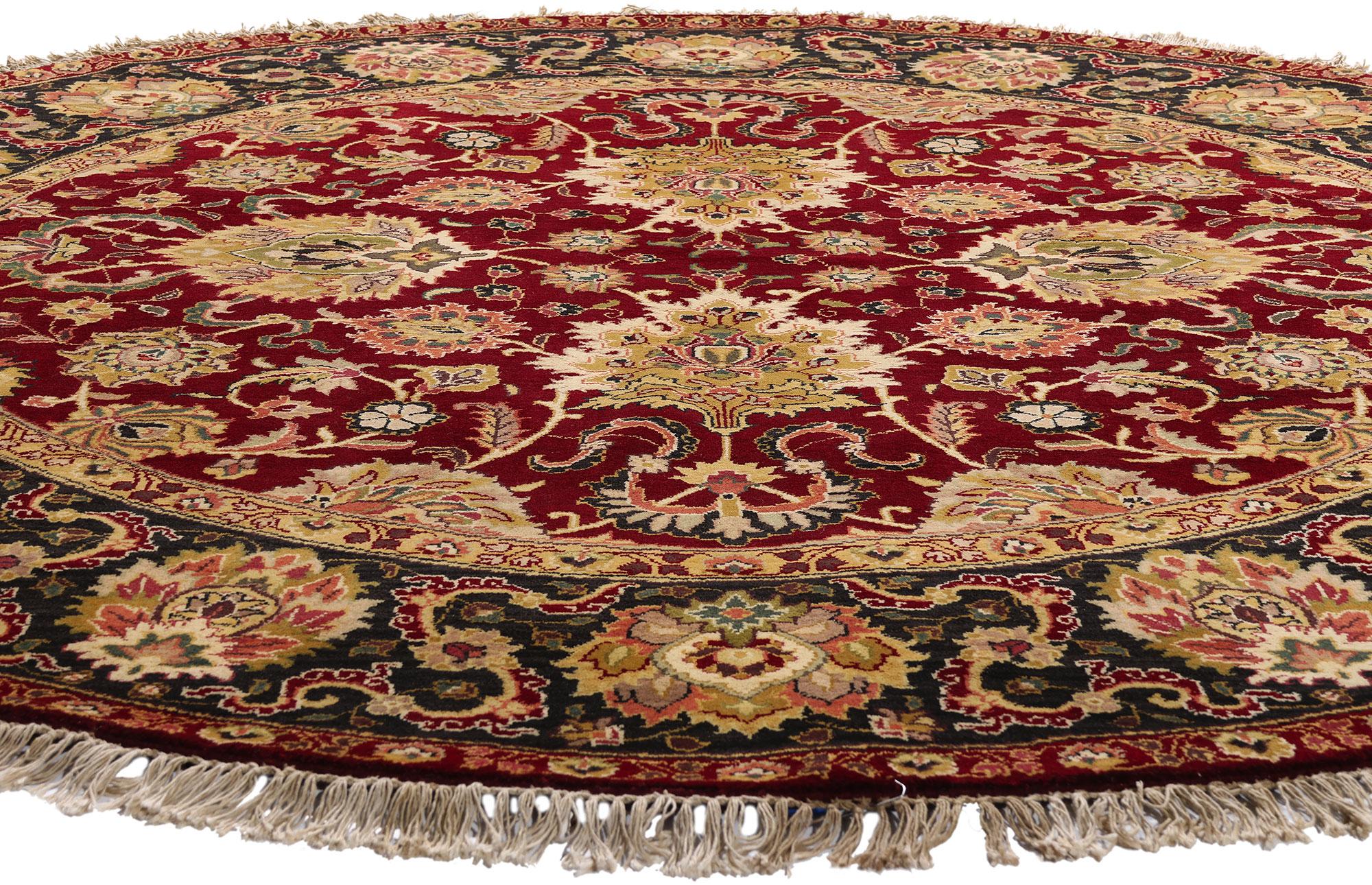 Noué à la main Le cercle céleste : Un Oushak indien vintage cramoisi d'une élégance impériale en vente