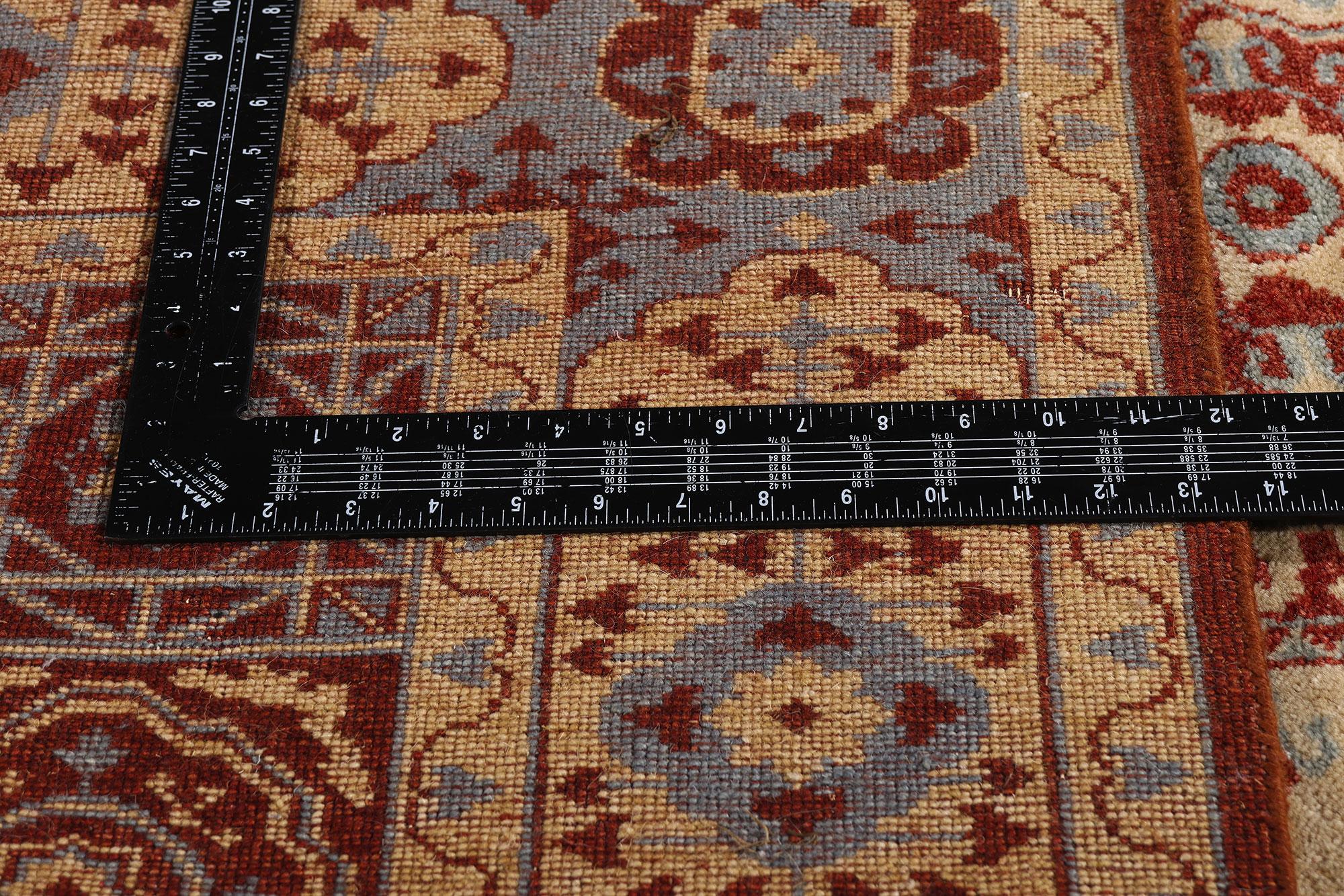 La Geometria Celeste: Un tappeto Oushak turco d'epoca di sacra armonia in vendita 2