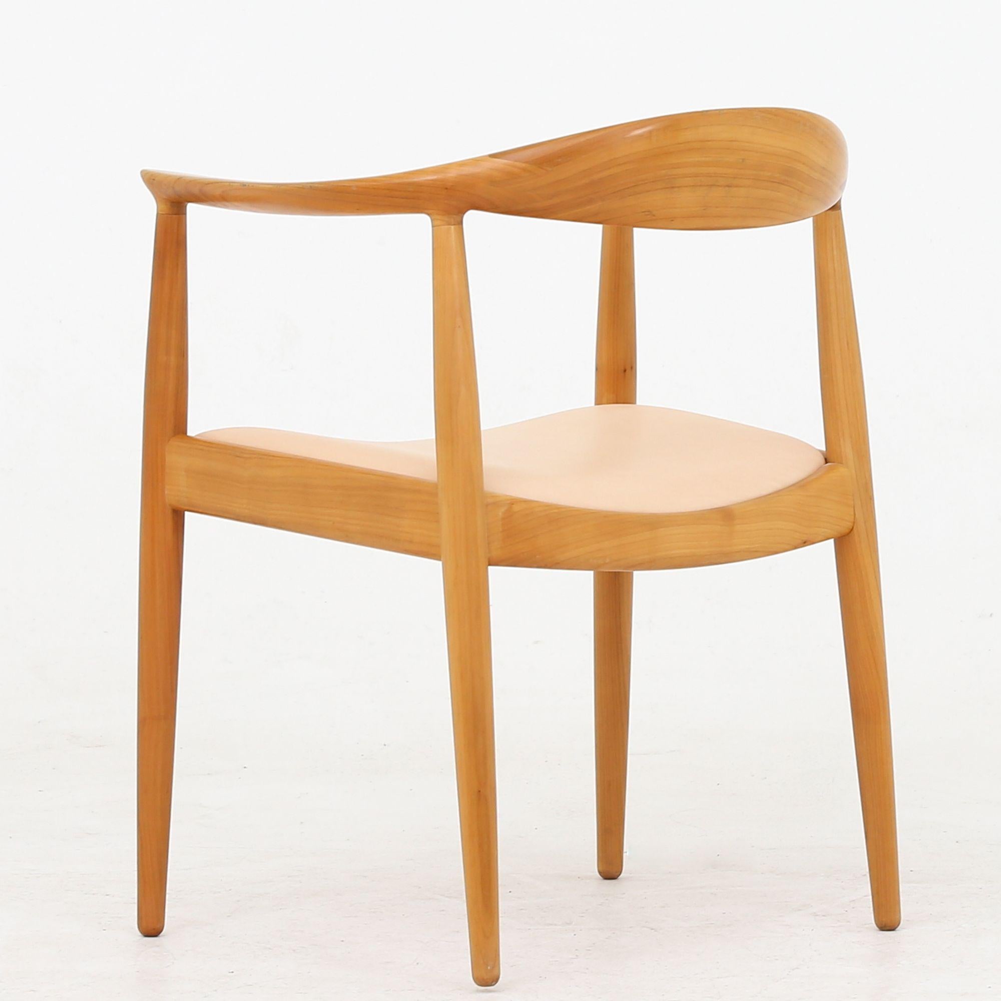 PP 503 - 'The Chair' in cherry wood with seat upholstered in new natural leather. Hans J. Wegner / PP Møbler.