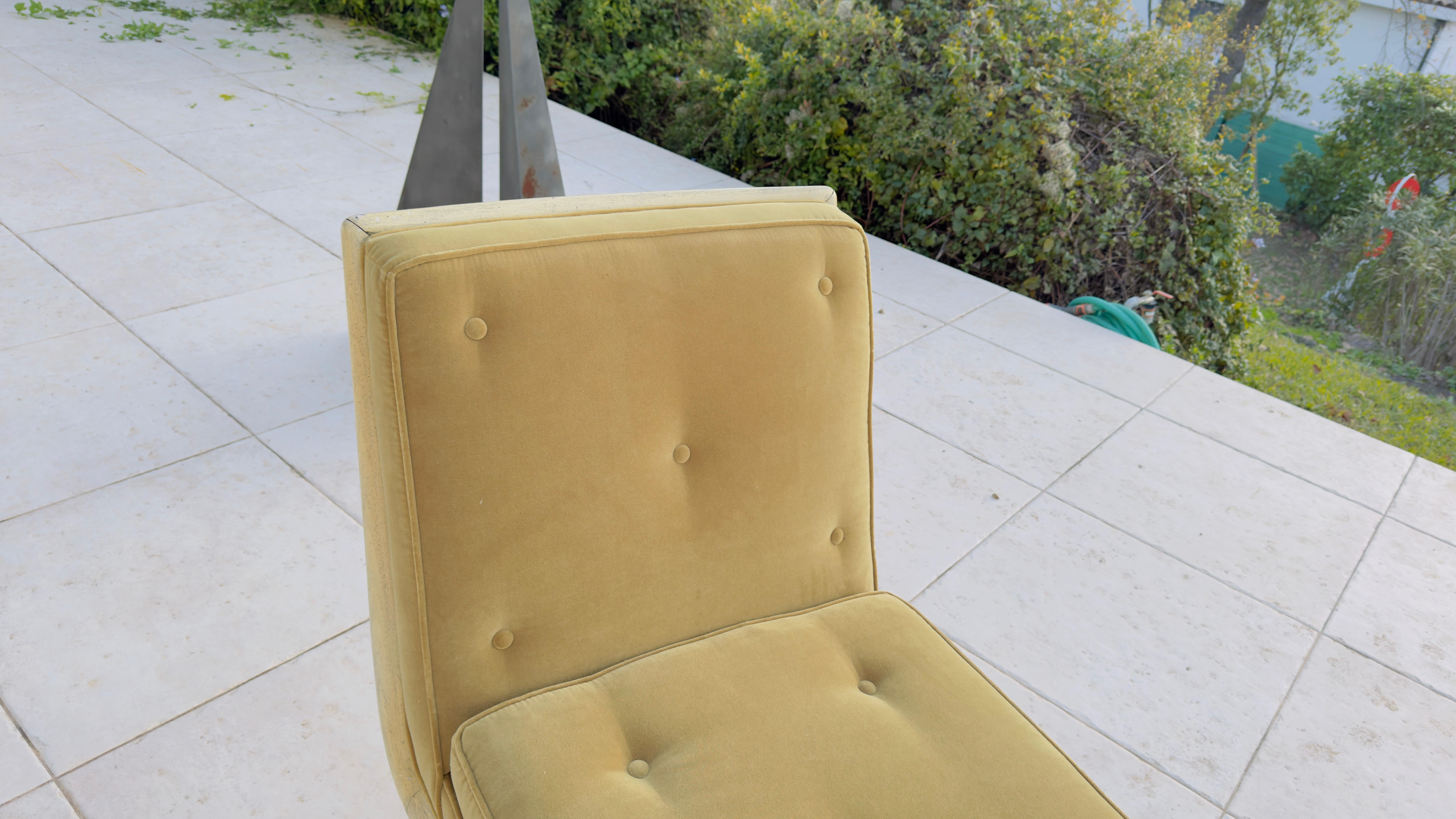 La chaise longue de Robsjohn-Gibbings a été réalisée par la célèbre édition Widdicomb en vente 1