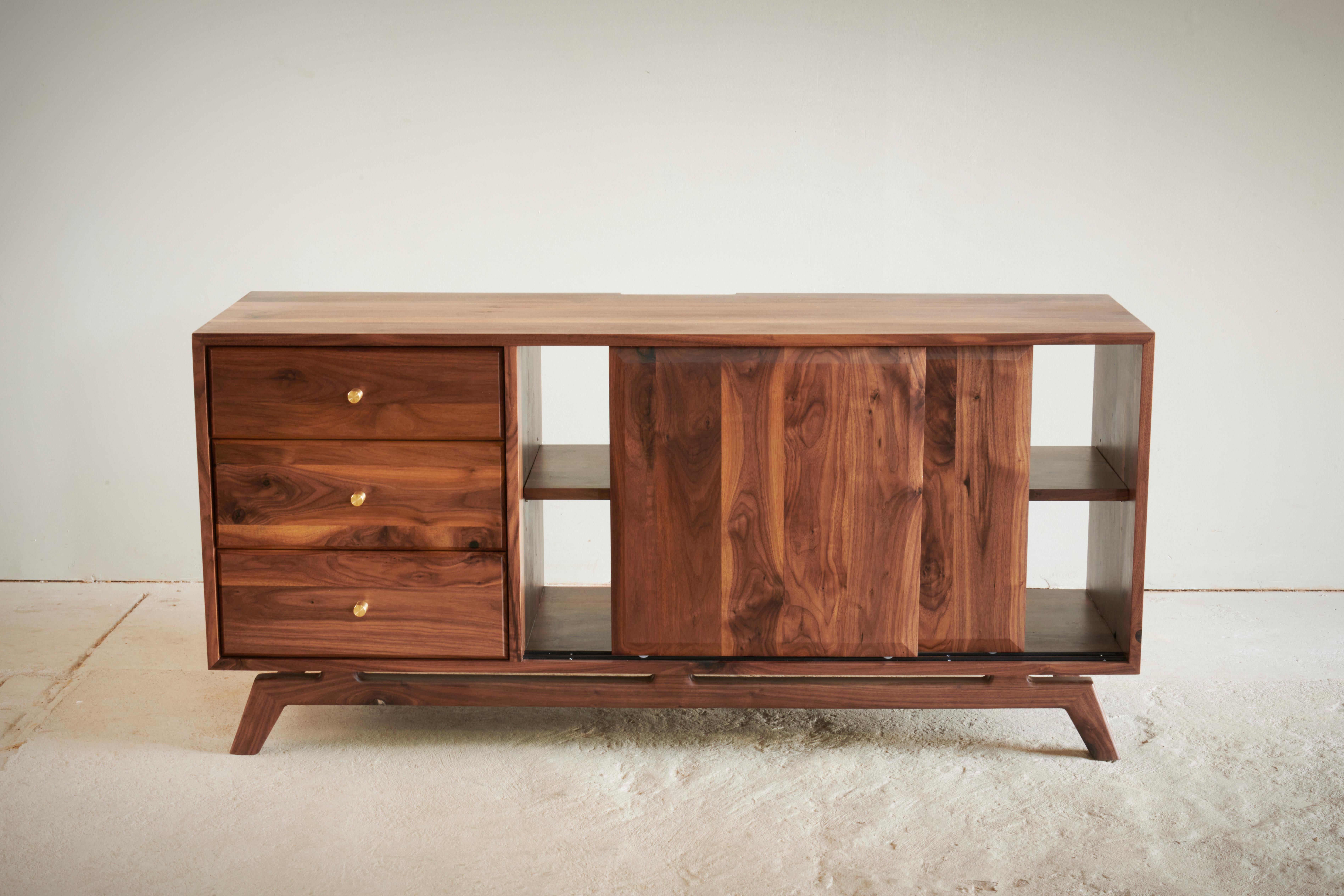 Mid-Century Modern The Chap - A Mid Century Modern Media/TV Unit  For Sale