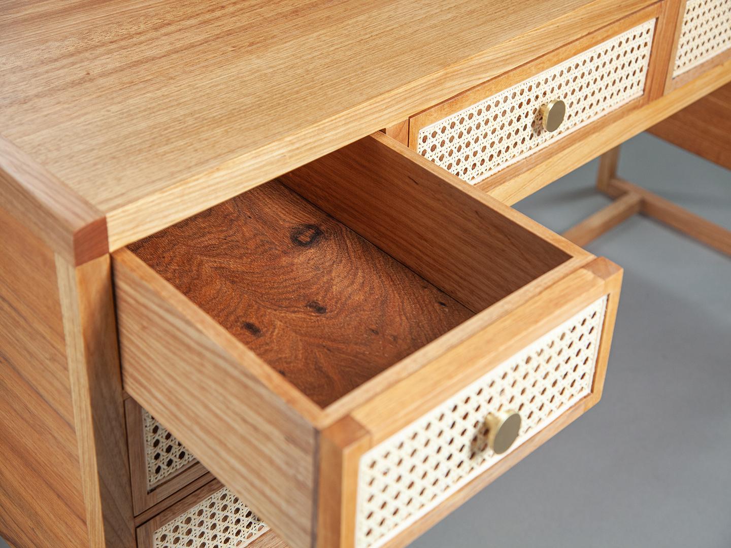 Contemporary The Chiquita desk with 8 drawers in Brazilian sollid wood For Sale