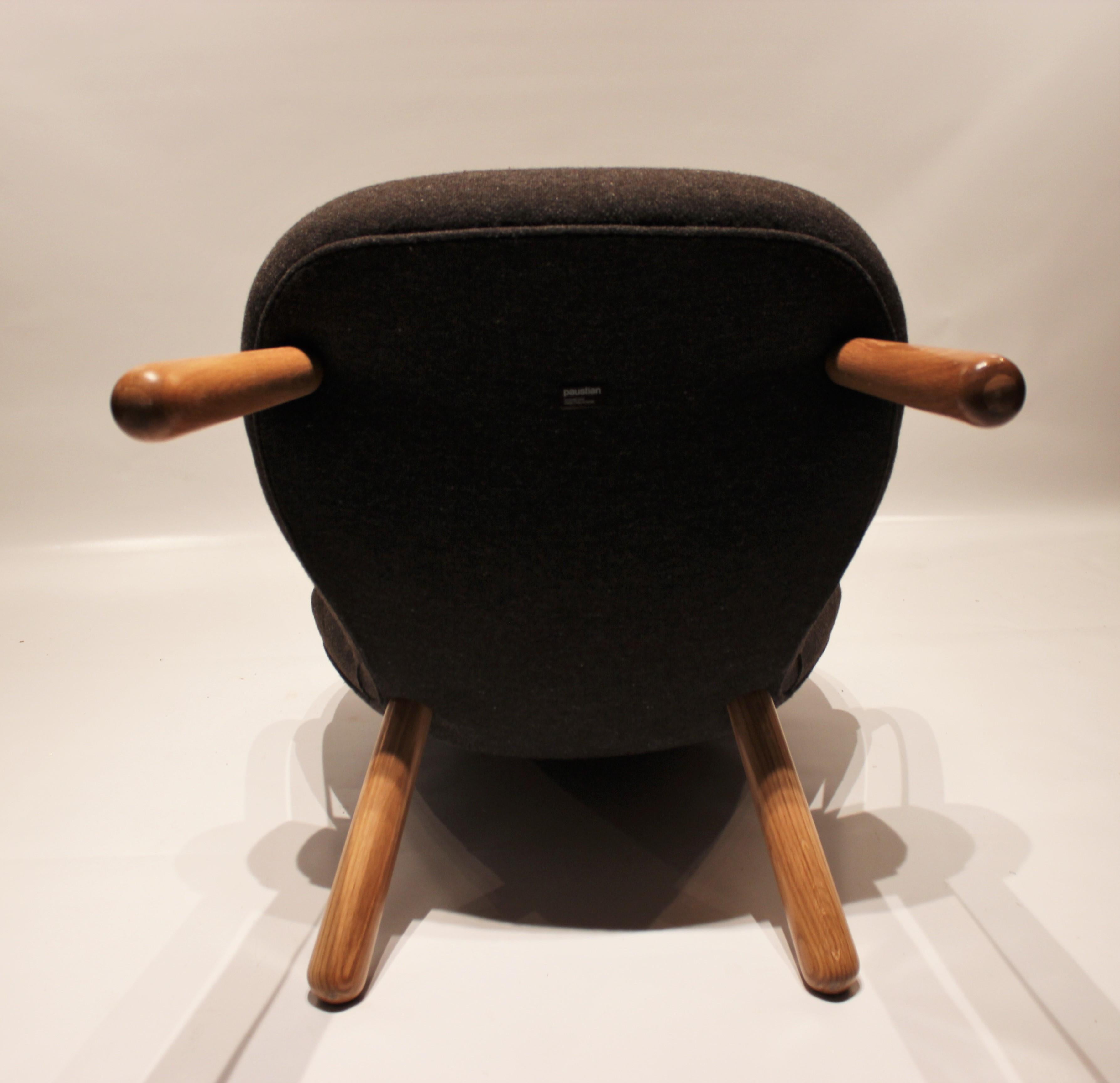 Wool The Clam Chair Originally Designed by Phillip Arctander in 1944