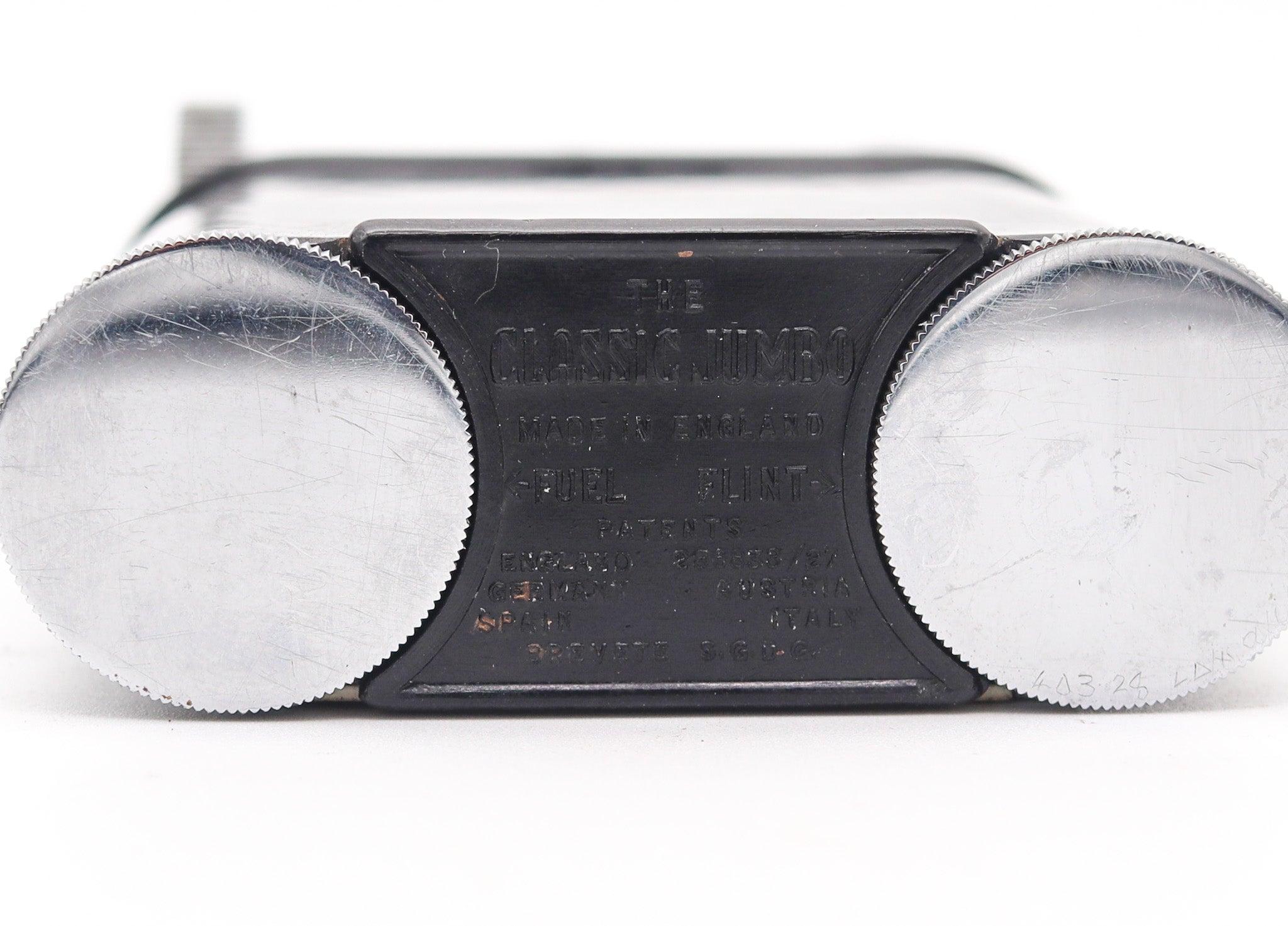 LE CLASSIQUE bureau Jumbo Desk Petrol Lighter Bridge Scoring Game en bakélite et acier de 1930 Excellent état - En vente à Miami, FL