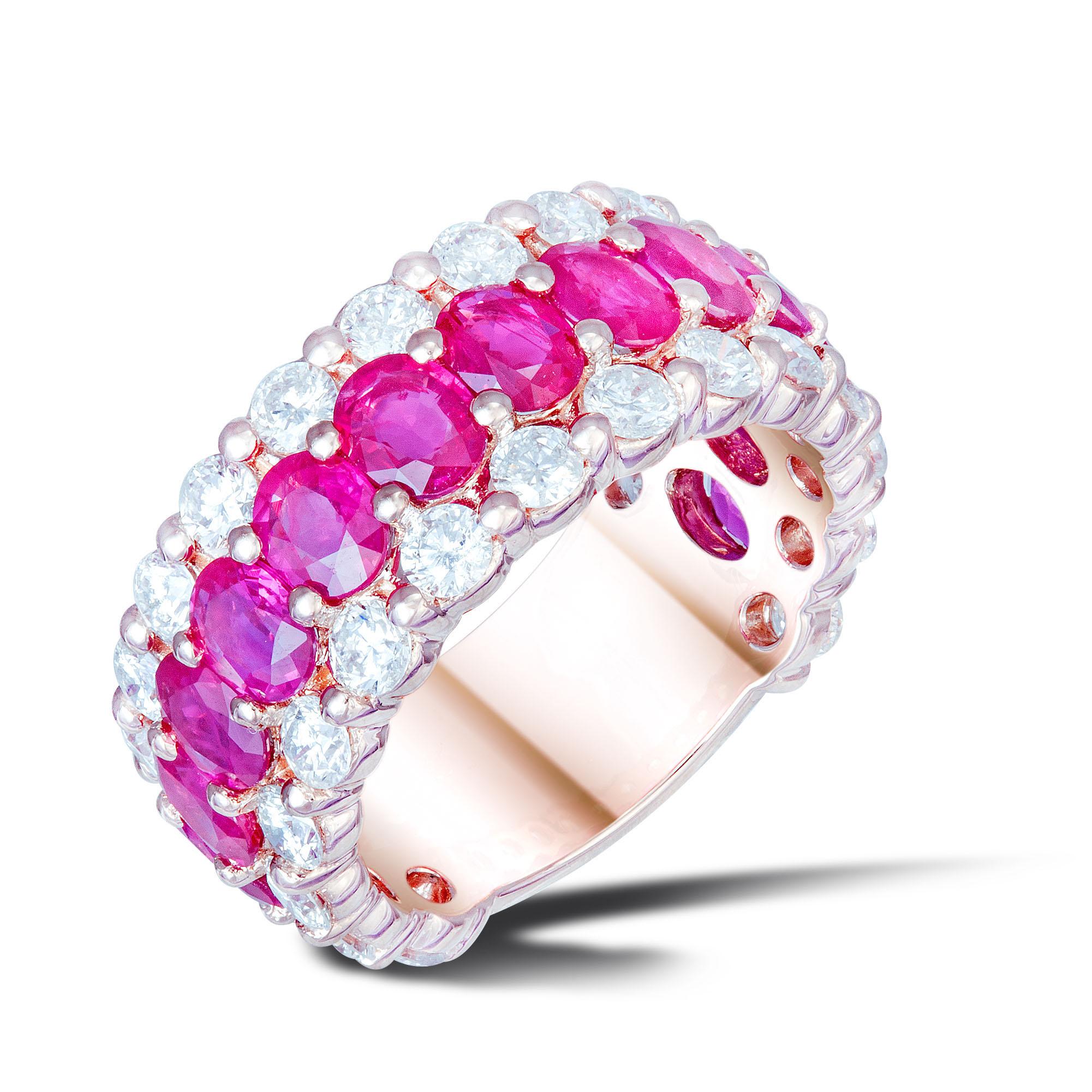 Round Cut Classic Red Ruby White Diamond White Gold Band Ring for Her 18k For Sale