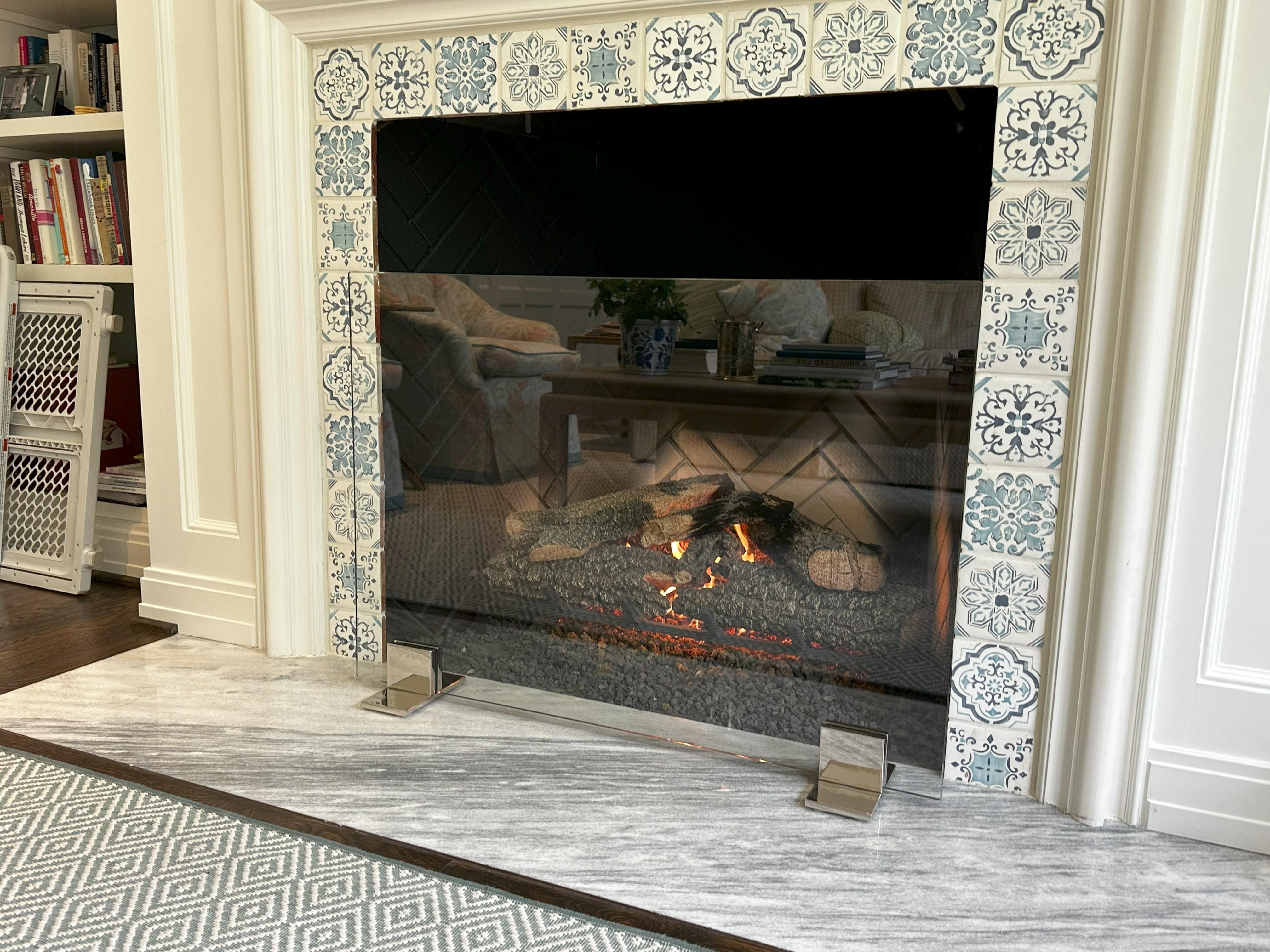 Contemporary Classic Tempered Glass & Brass or Nickel Feet Fire Screen by Betzinger Designs For Sale