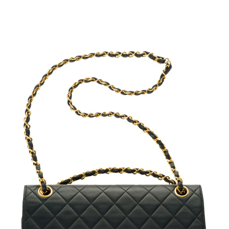 The Classy Chanel Timeless 25cm Shoulder bag in black quilted lambskin and  GHW at 1stDibs