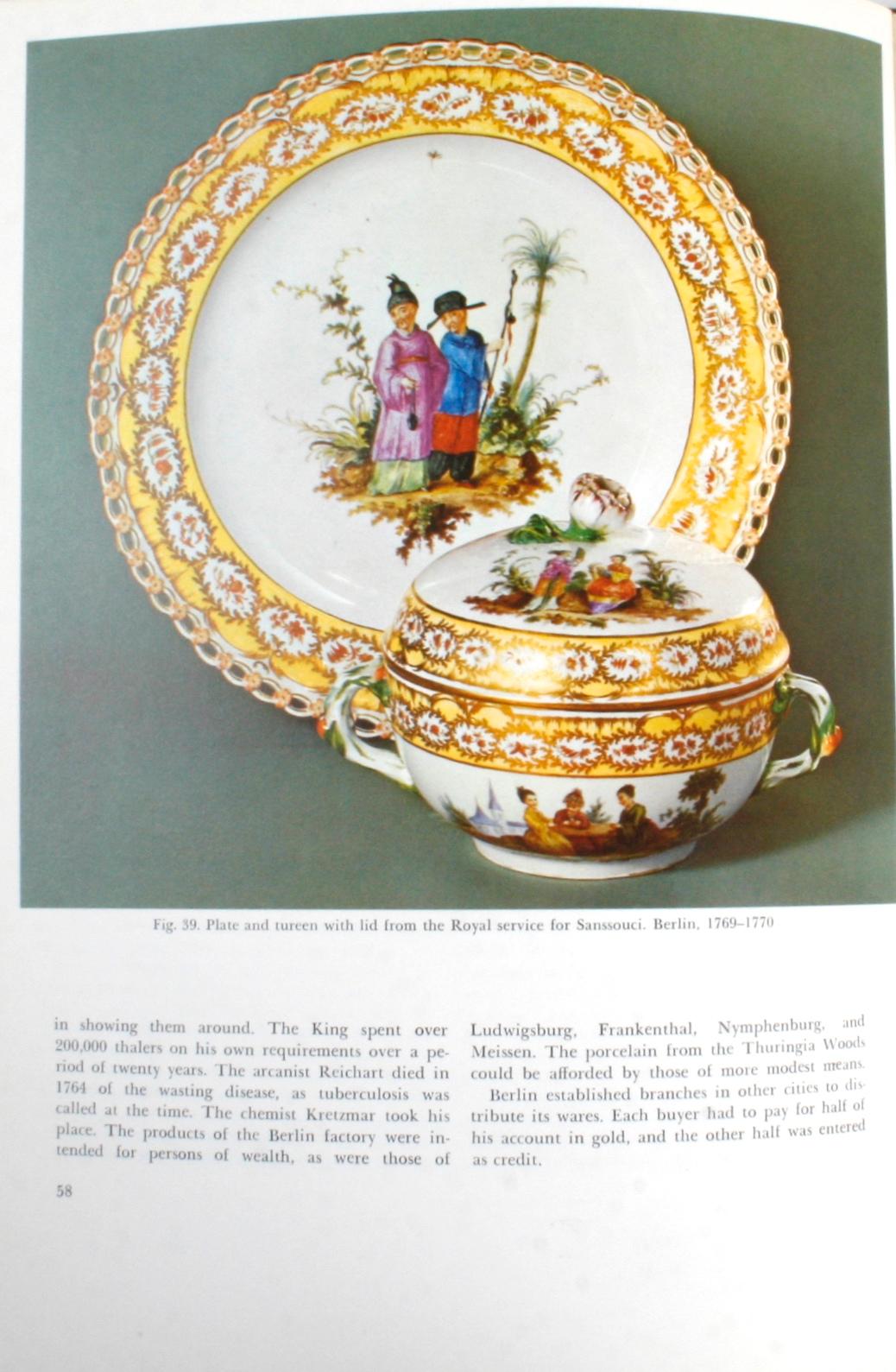 The Color Treasury of 18th Century Porcelain, 1st Edition 4